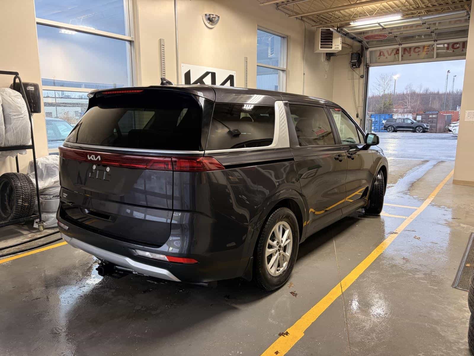 Image 7 Kia Carnival LX 2022