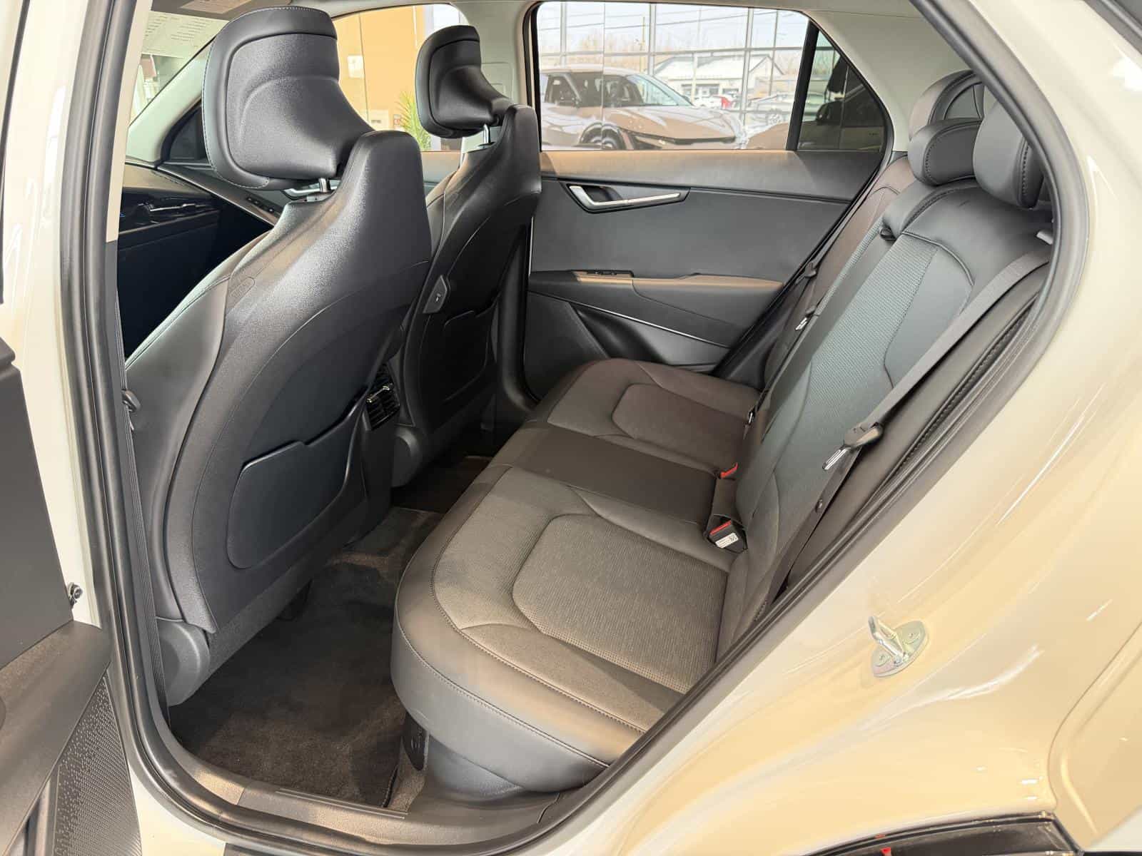 Image 11 Kia Niro SX 2025