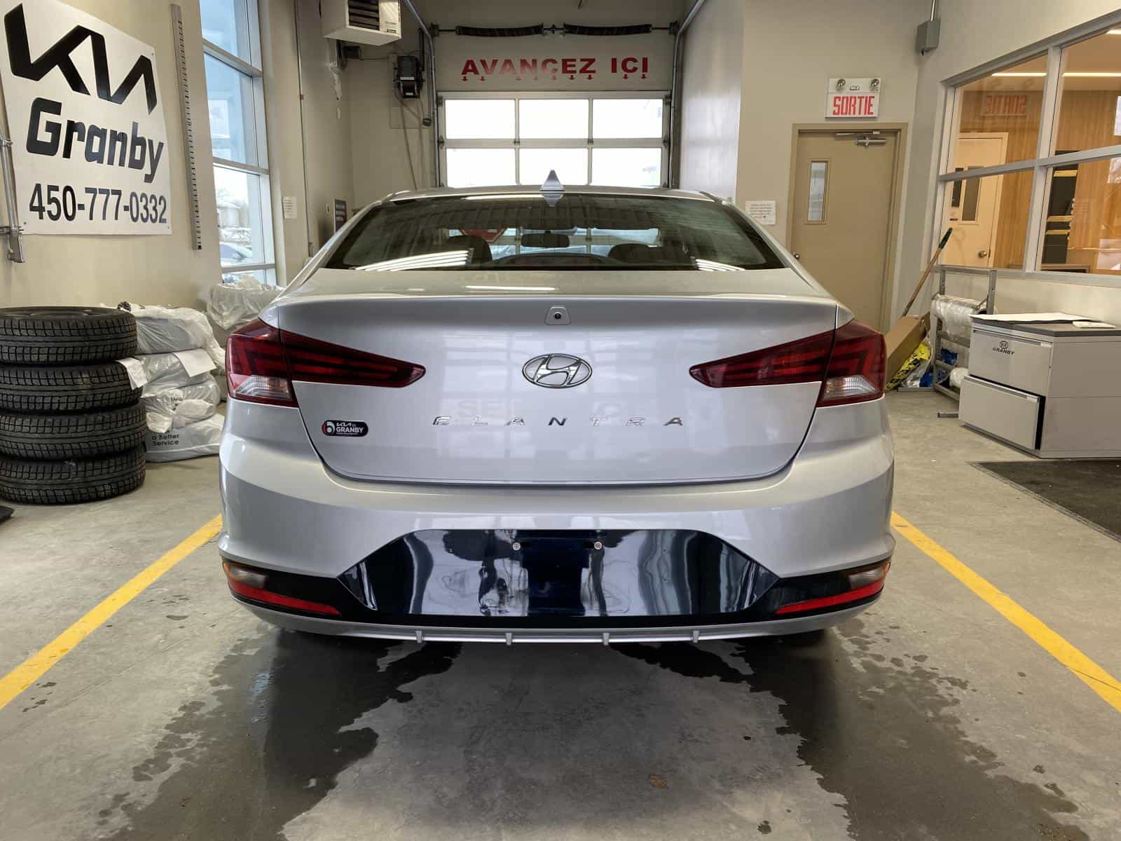 2020 Hyundai Elantra Preferred - Image 5