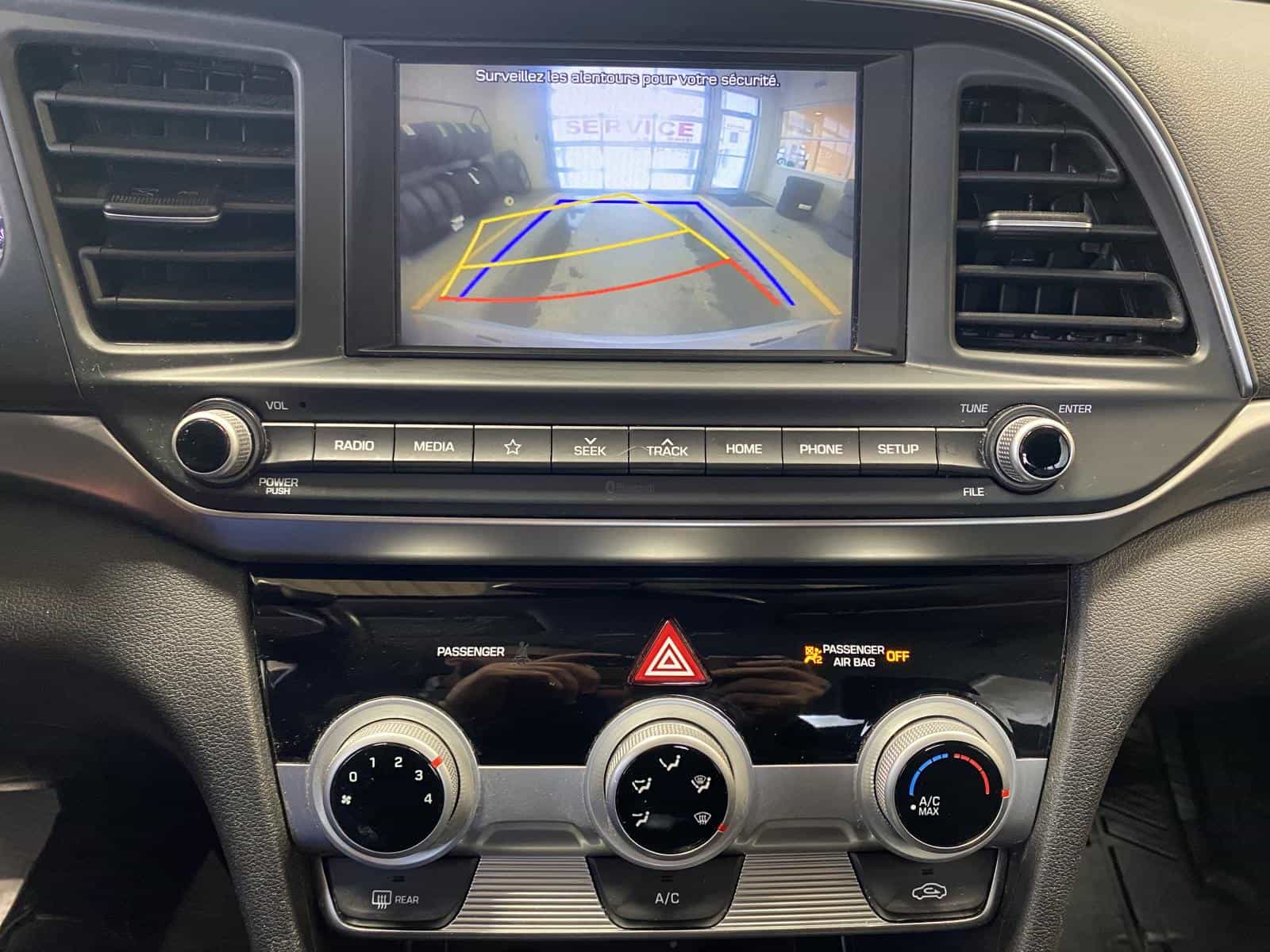 2020 Hyundai Elantra Preferred - Image 10