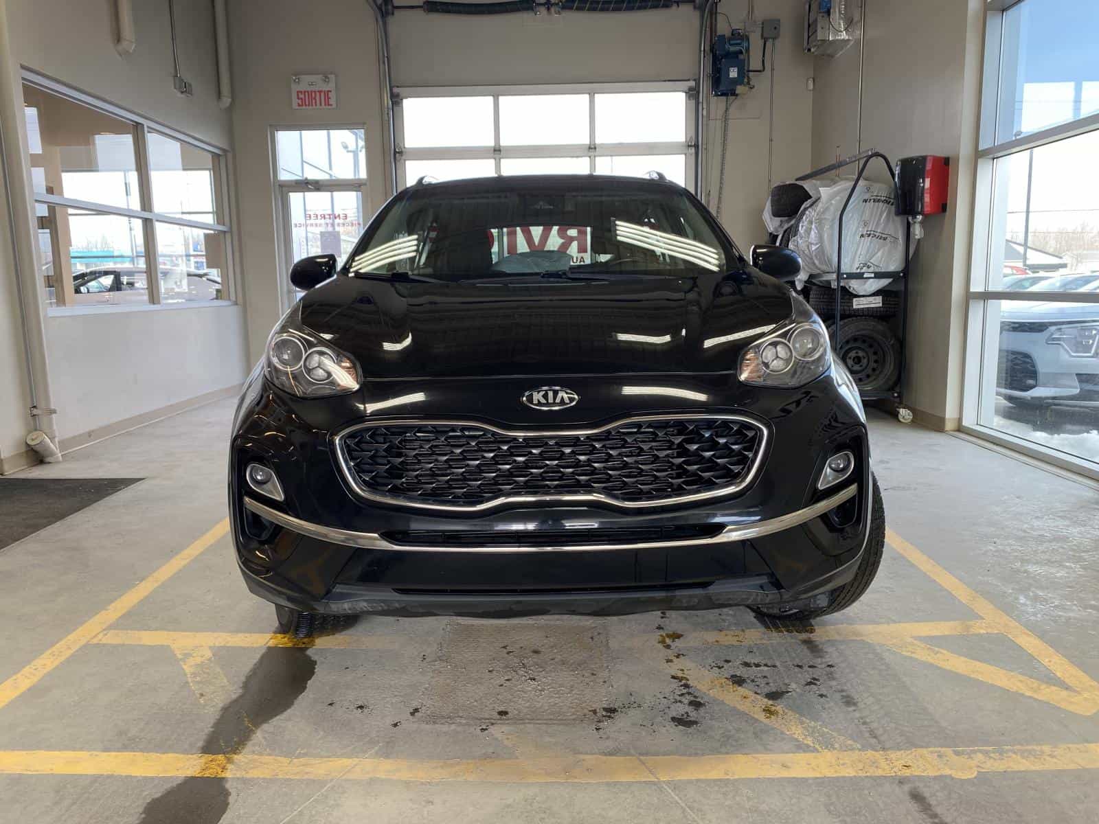 2020 Kia Sportage EX - Image 2