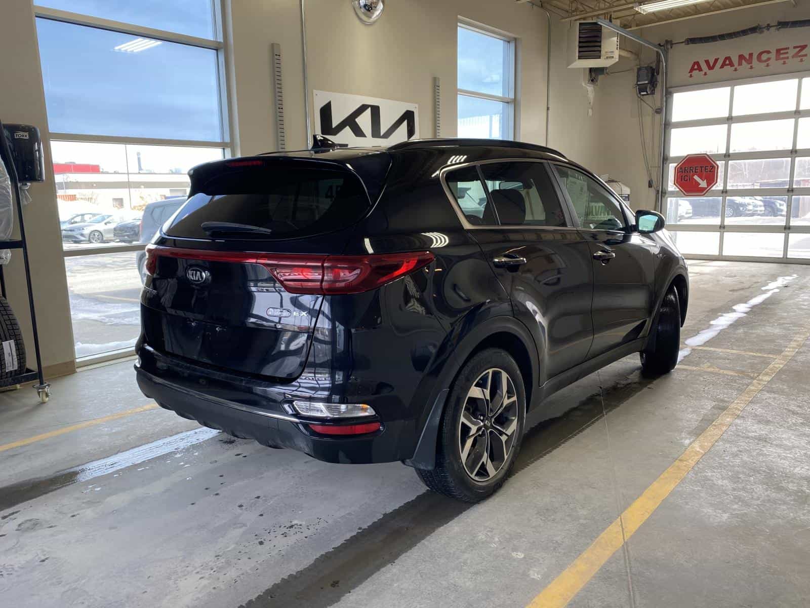 2020 Kia Sportage EX - Image 6