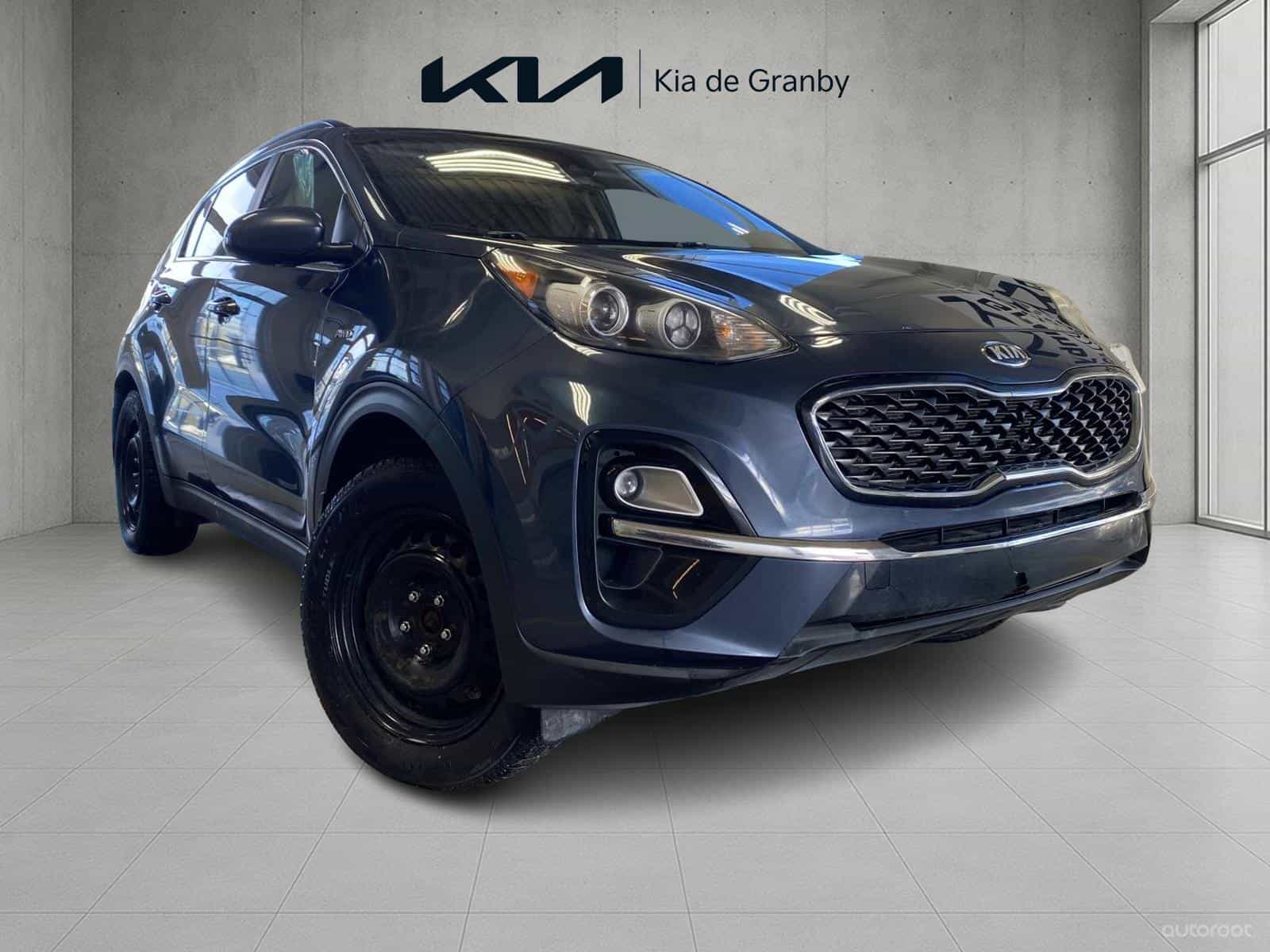 2020 Kia Sportage EX - Image 1