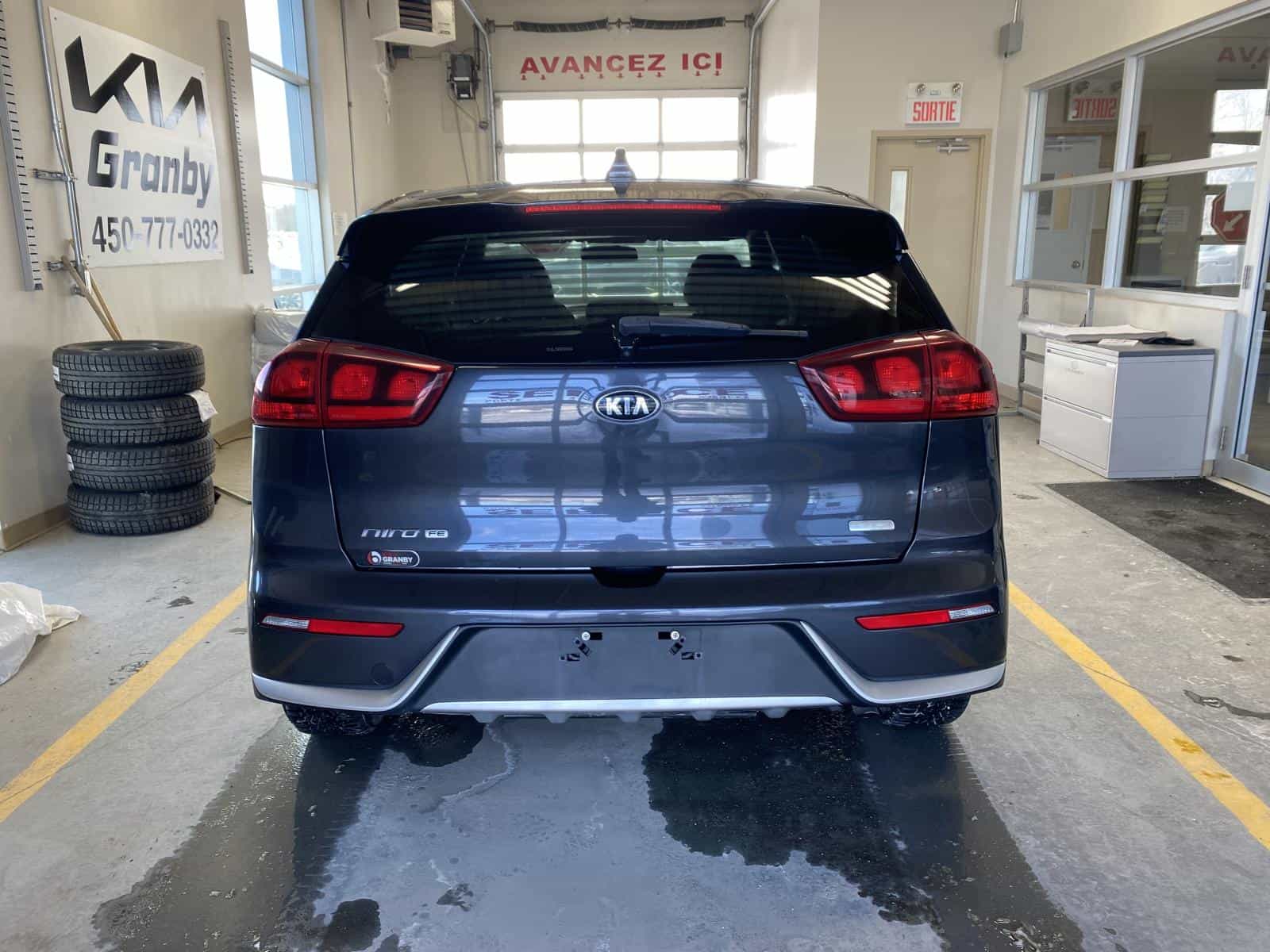 2019 Kia Niro L - Image 5
