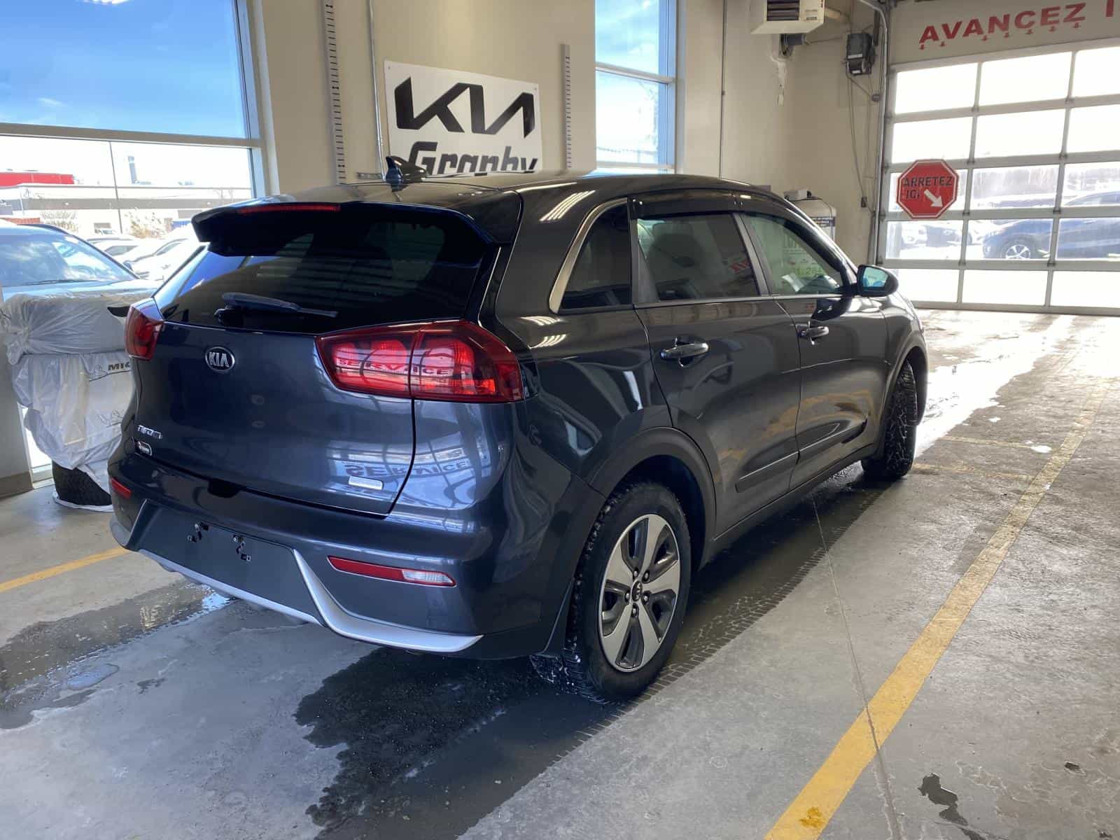 2019 Kia Niro L - Image 6