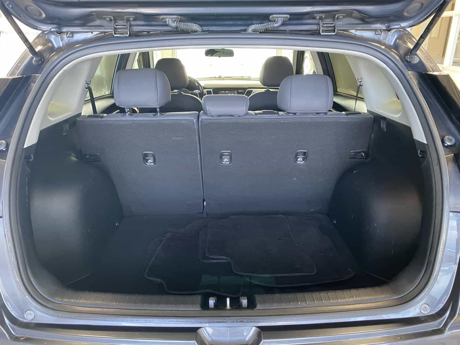 2019 Kia Niro L - Image 9