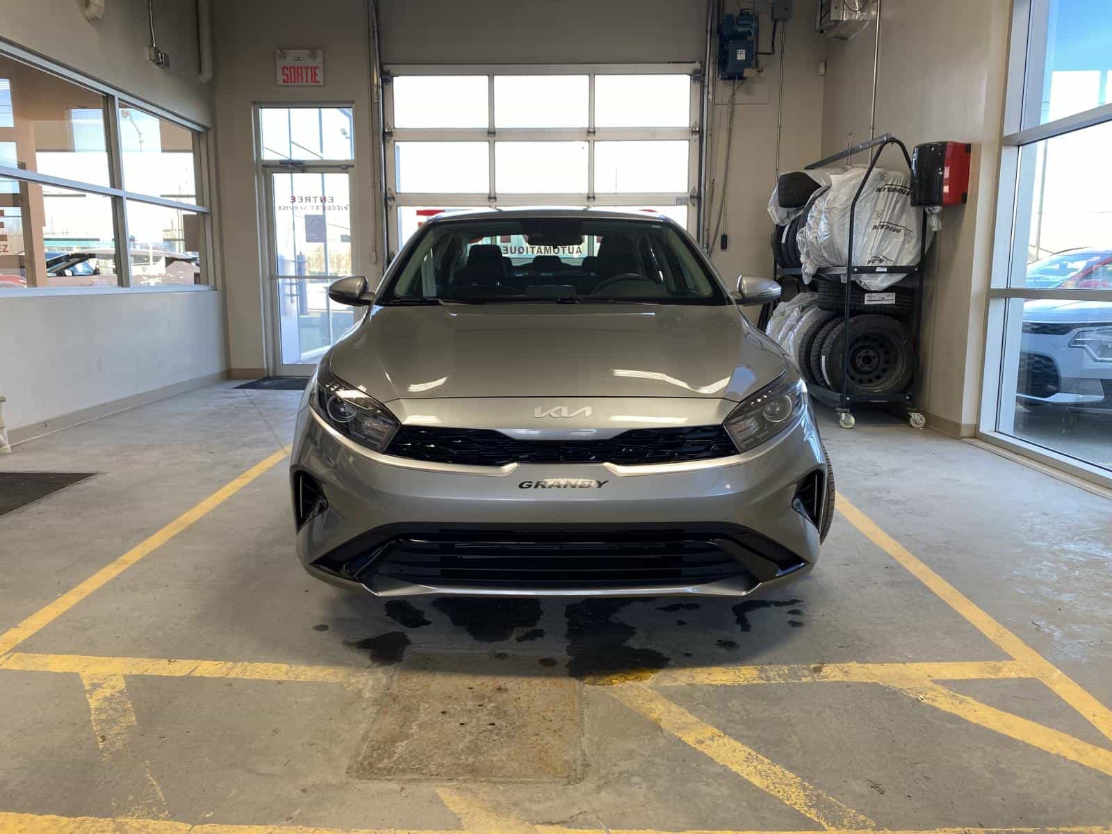 2022 Kia Forte EX - Image 2