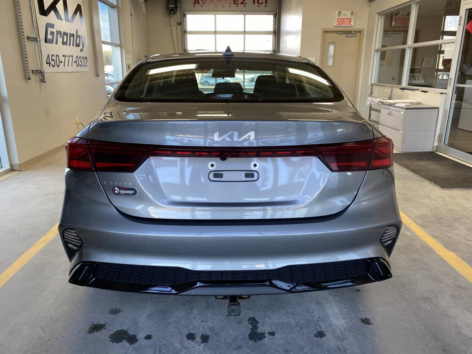 2022 Kia Forte EX - Image 5