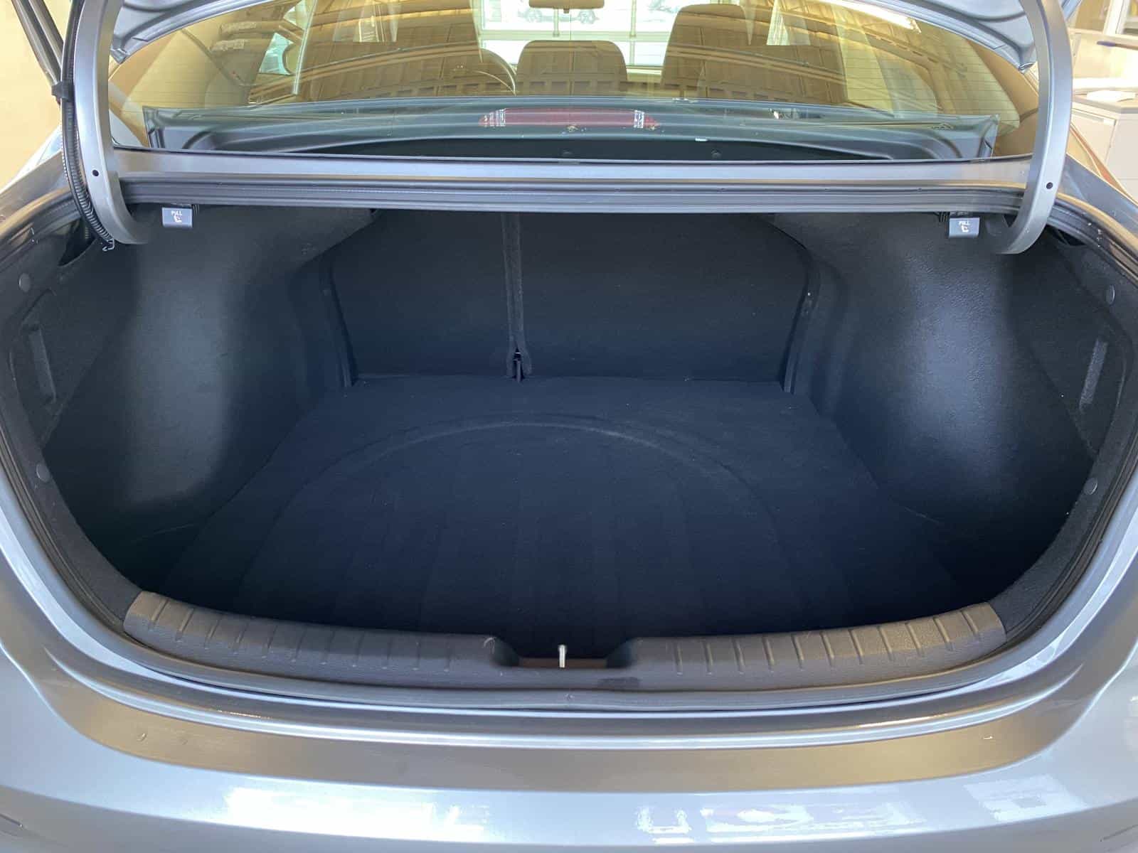 2022 Kia Forte EX - Image 9