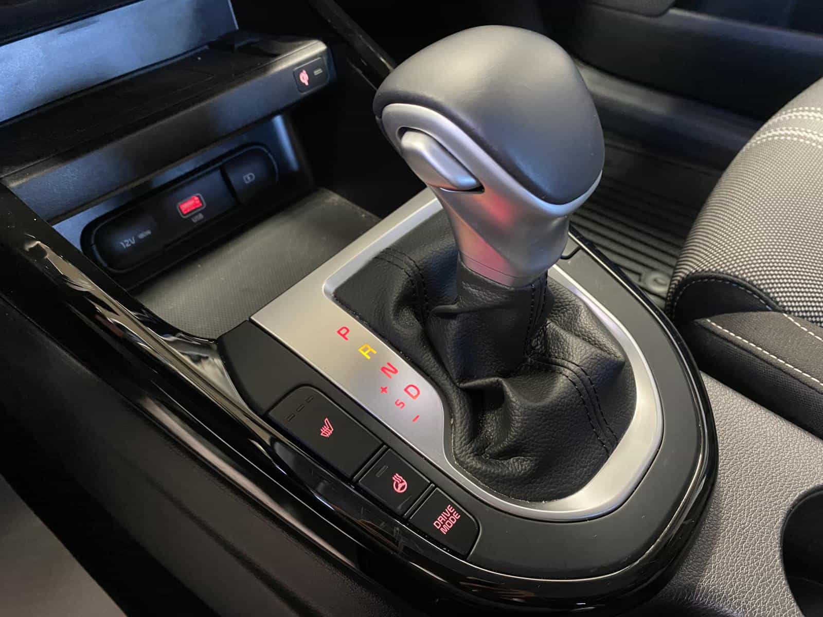 2022 Kia Forte EX - Image 13