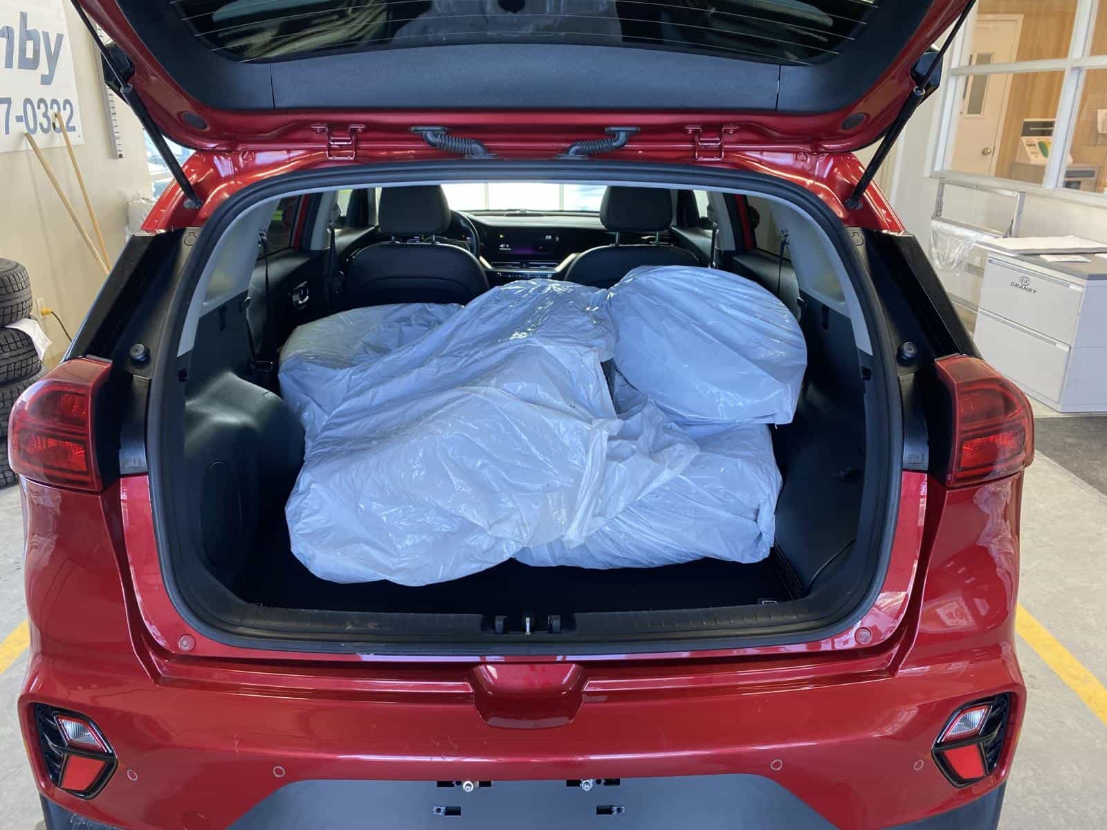 2022 Kia Niro SX Touring Plug-In - Image 8