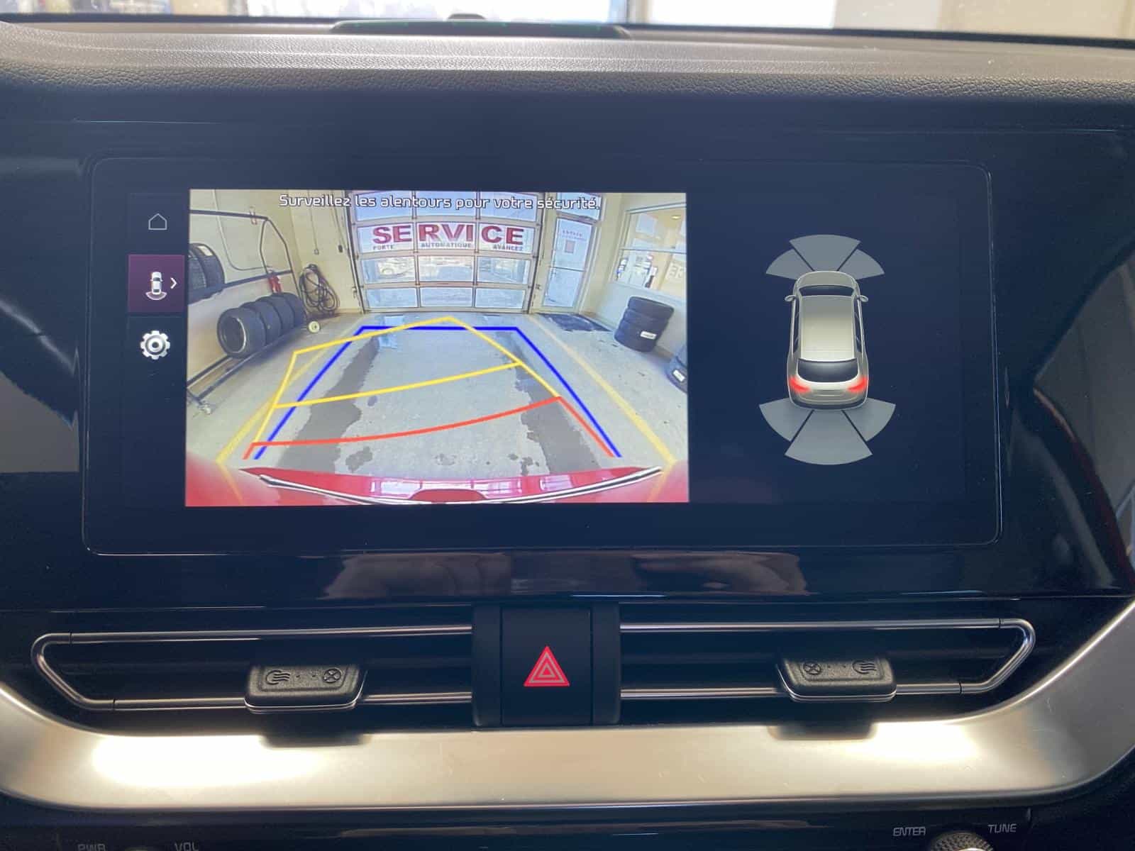 2022 Kia Niro SX Touring Plug-In - Image 10