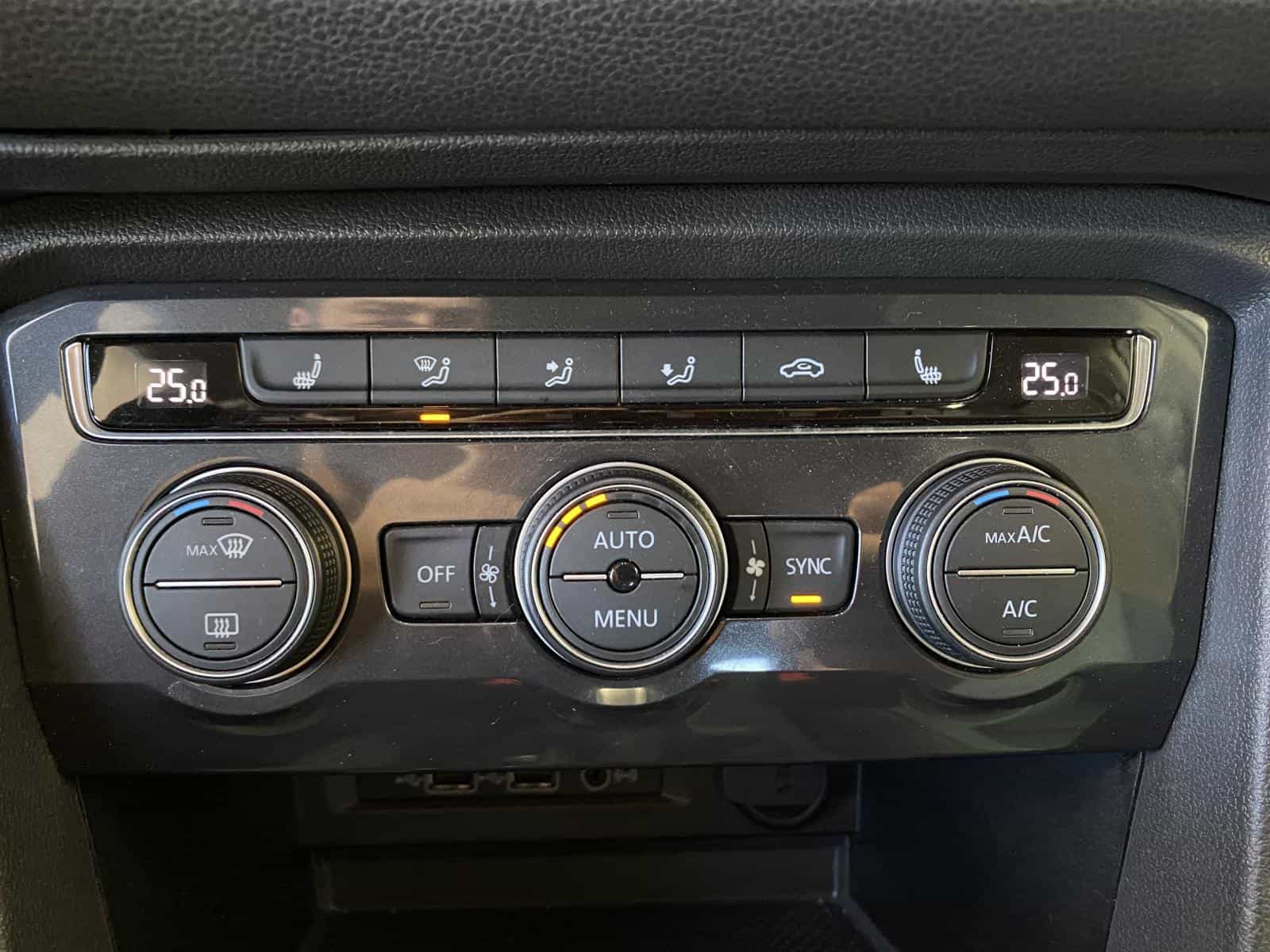 2020 Volkswagen Tiguan IQ Drive - Image 13