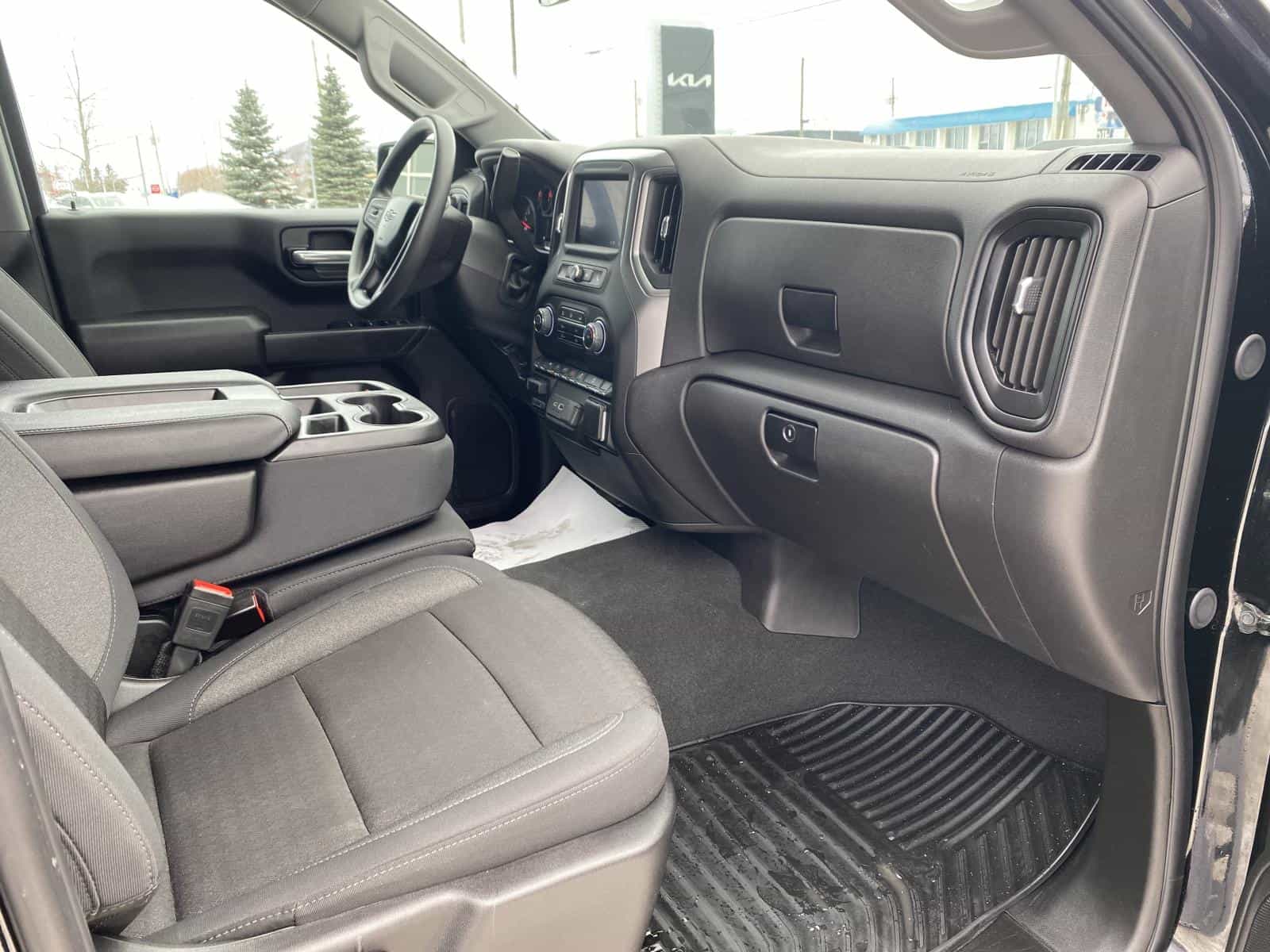 2024 Chevrolet Silverado 1500 Custom Trail Boss - Image 9