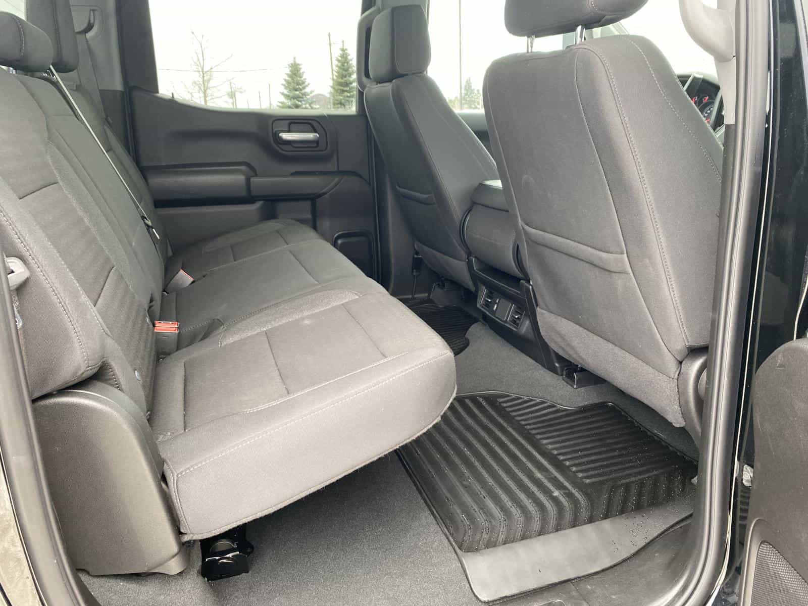 2024 Chevrolet Silverado 1500 Custom Trail Boss - Image 10