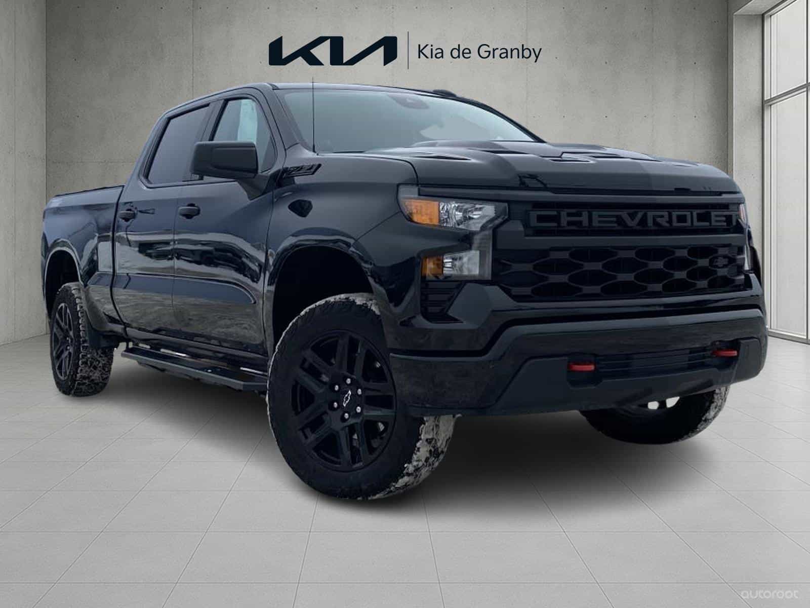 2024 Chevrolet Silverado 1500 Custom Trail Boss - Image 1