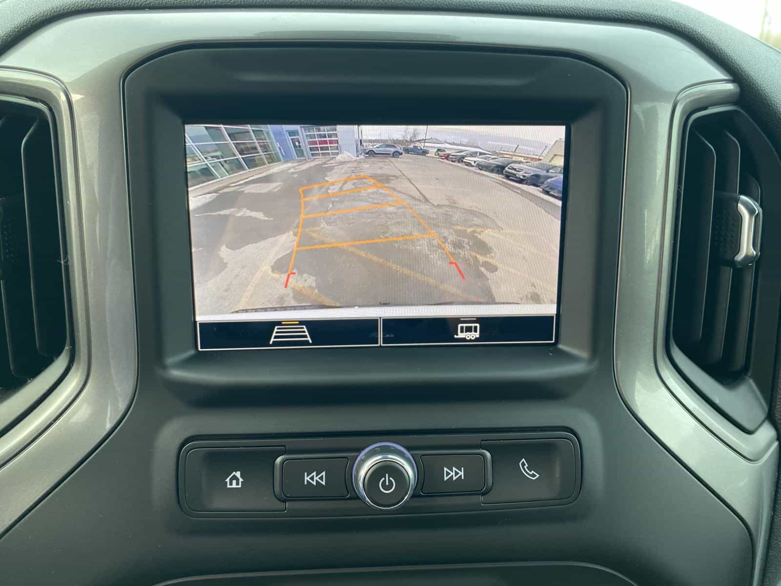 2025 Chevrolet Silverado 1500 Custom Trail Boss - Image 13