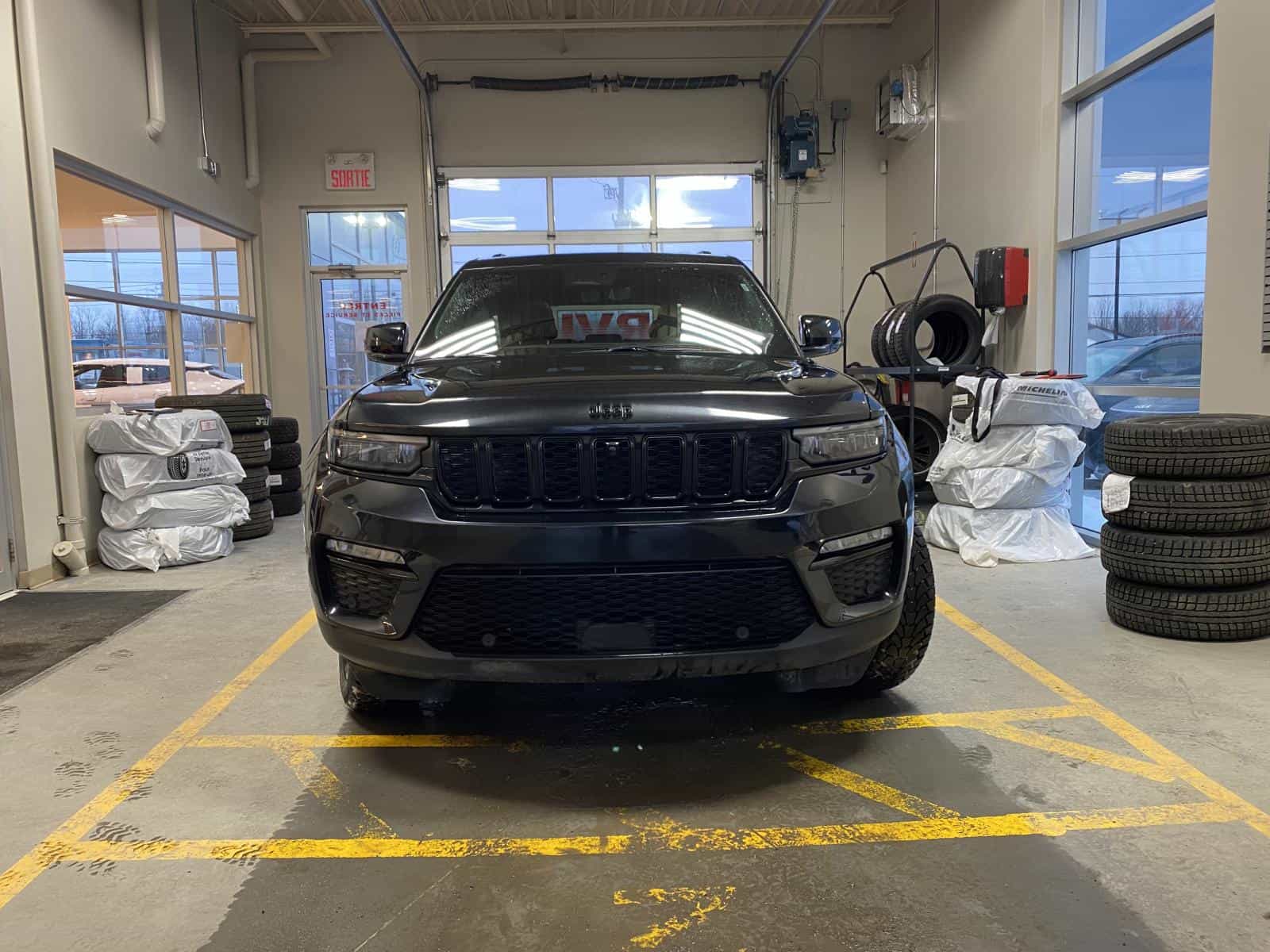 2024 Jeep Grand Cherokee Limited - Image 2