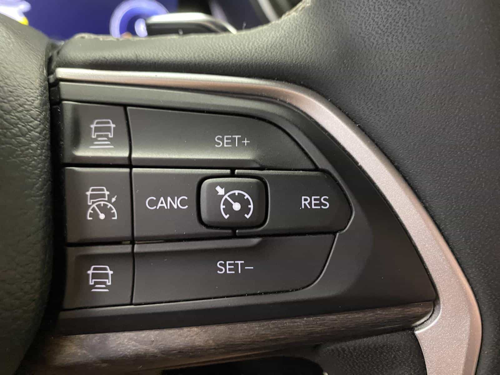 2024 Jeep Grand Cherokee Limited - Image 16