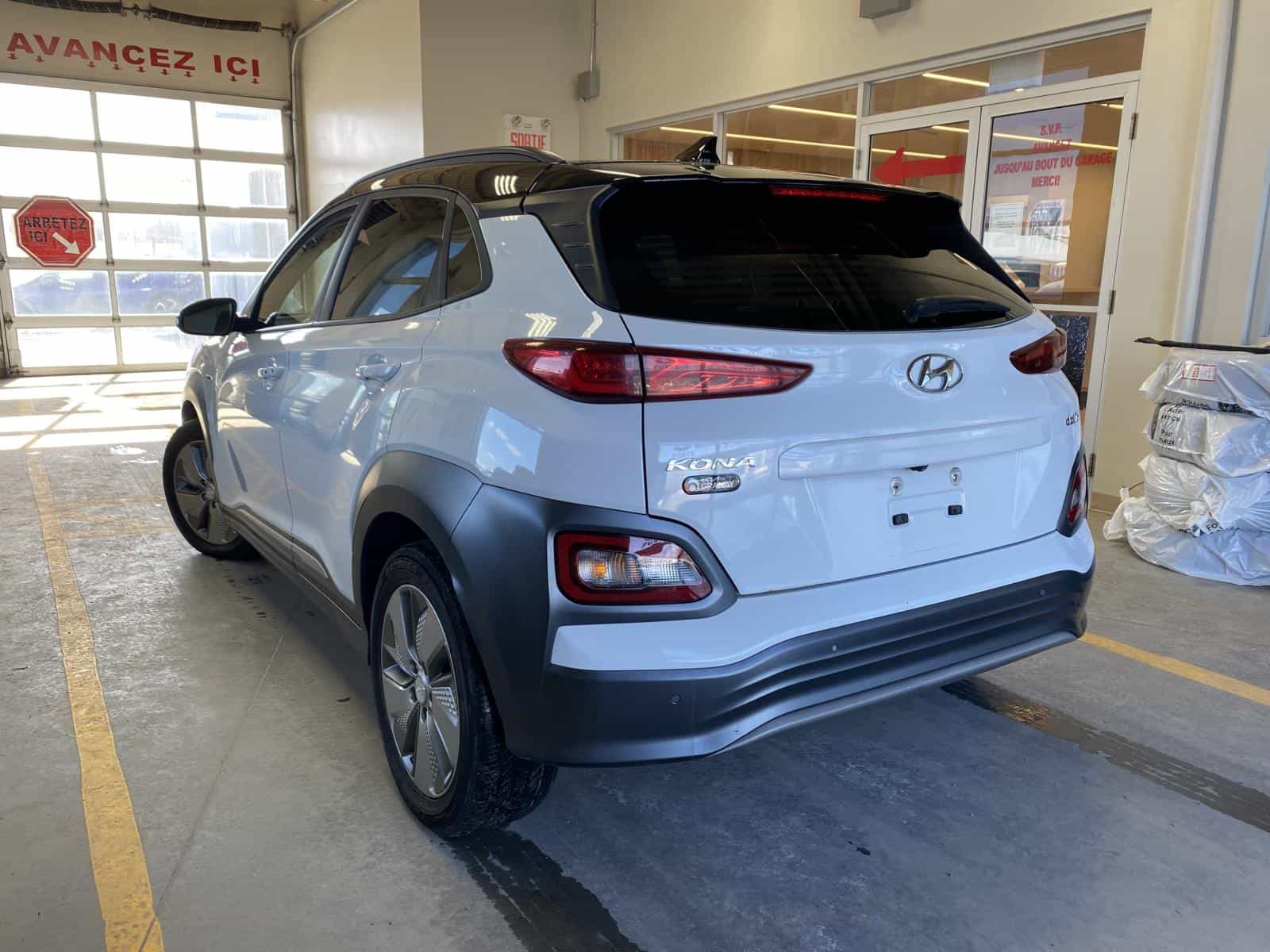 2019 Hyundai Kona EV Preferred - Image 4