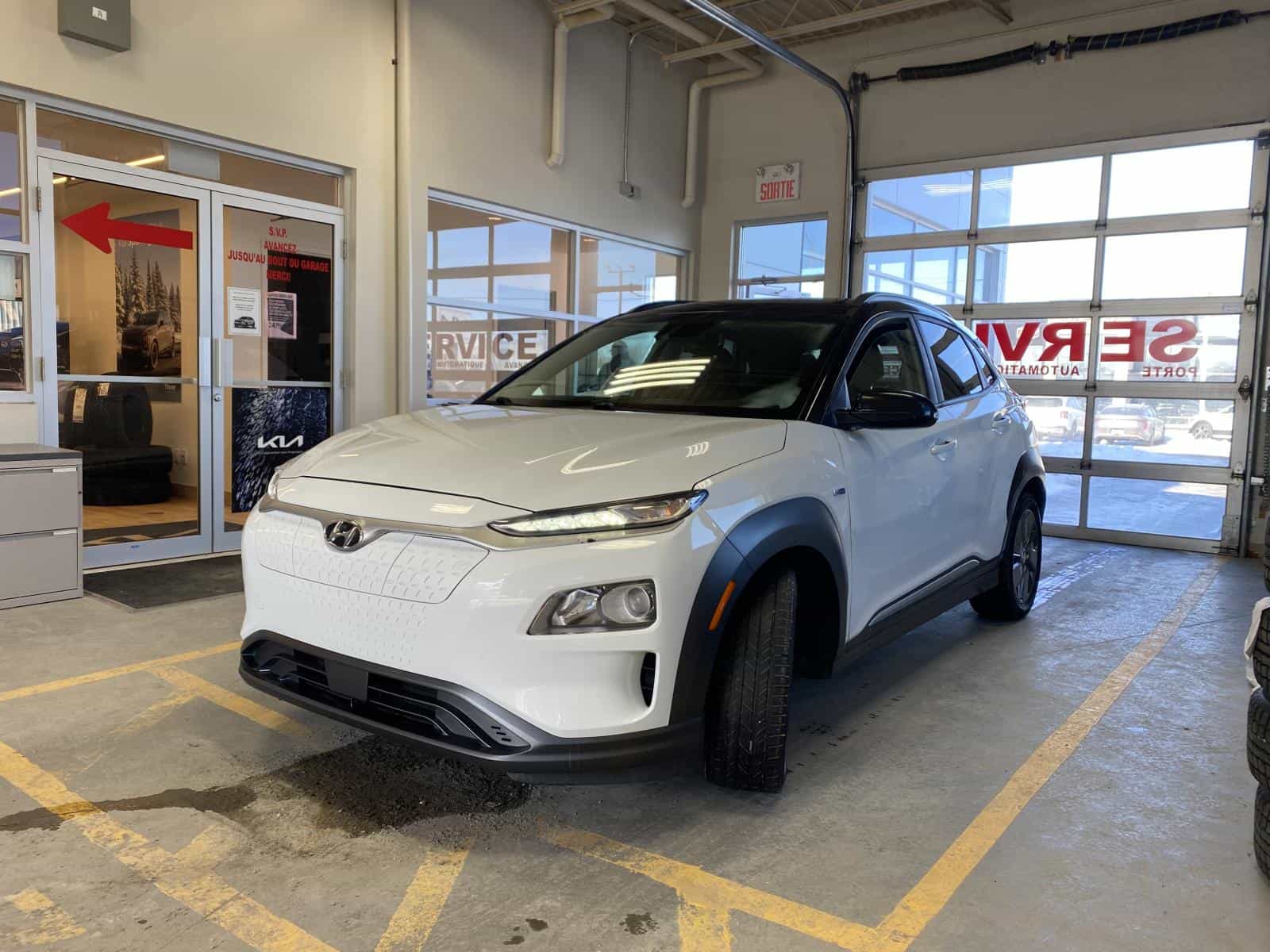 2019 Hyundai Kona EV Preferred - Image 3