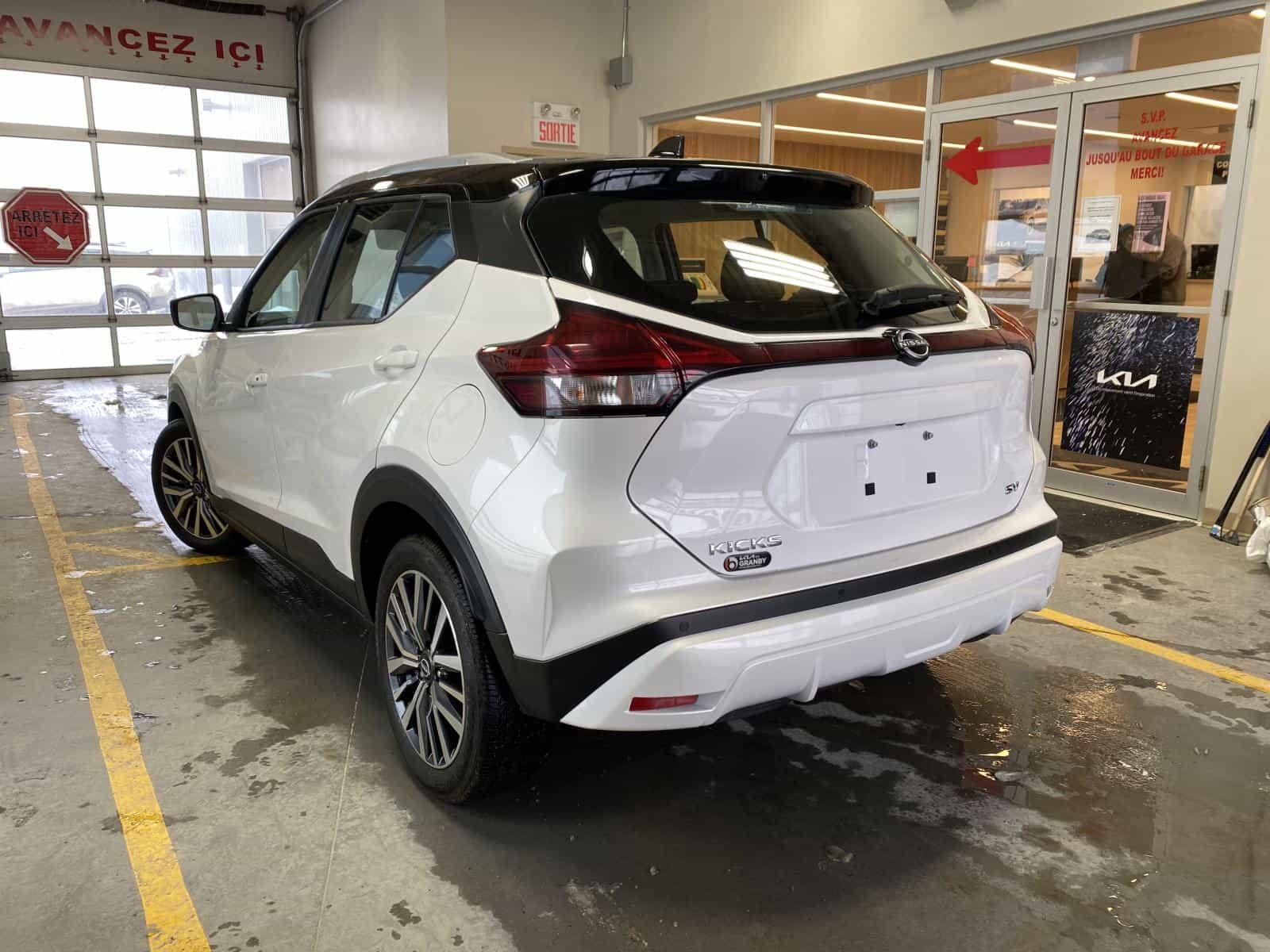 2024 Nissan Kicks SV - Image 4