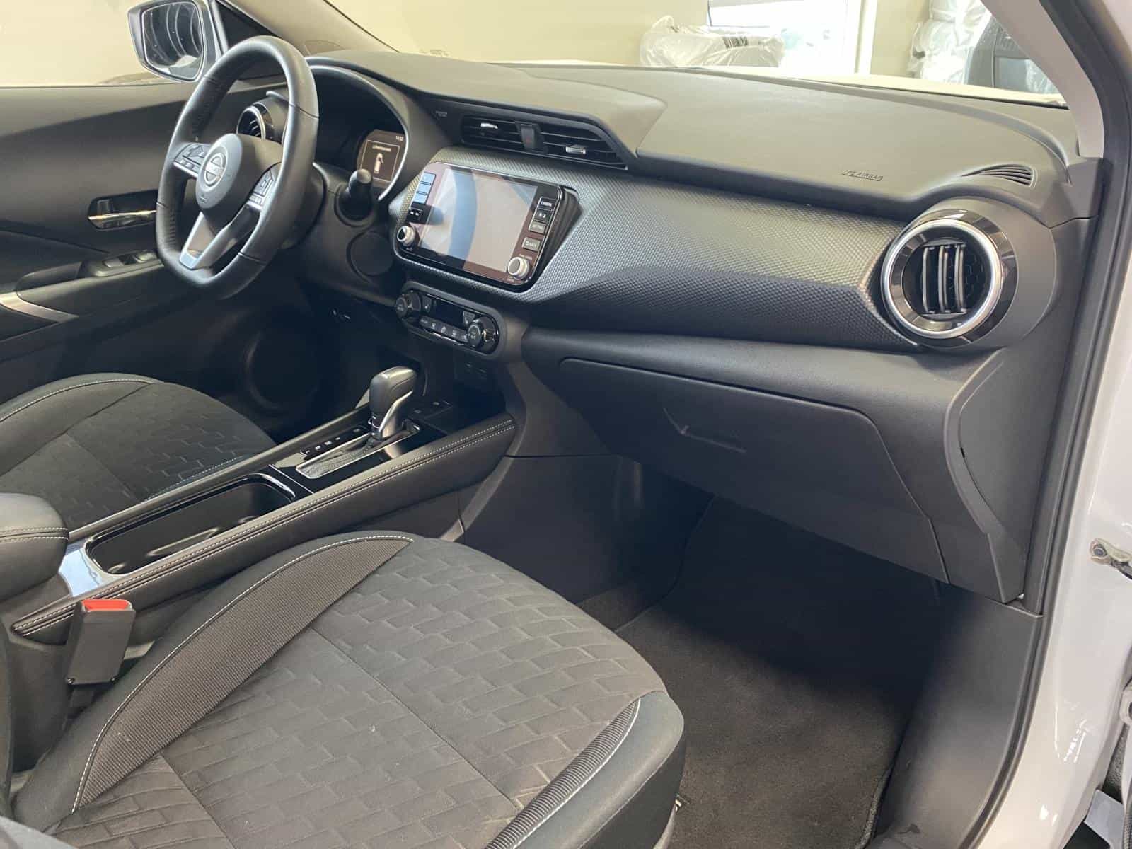 2023 Nissan Kicks SV - Image 6