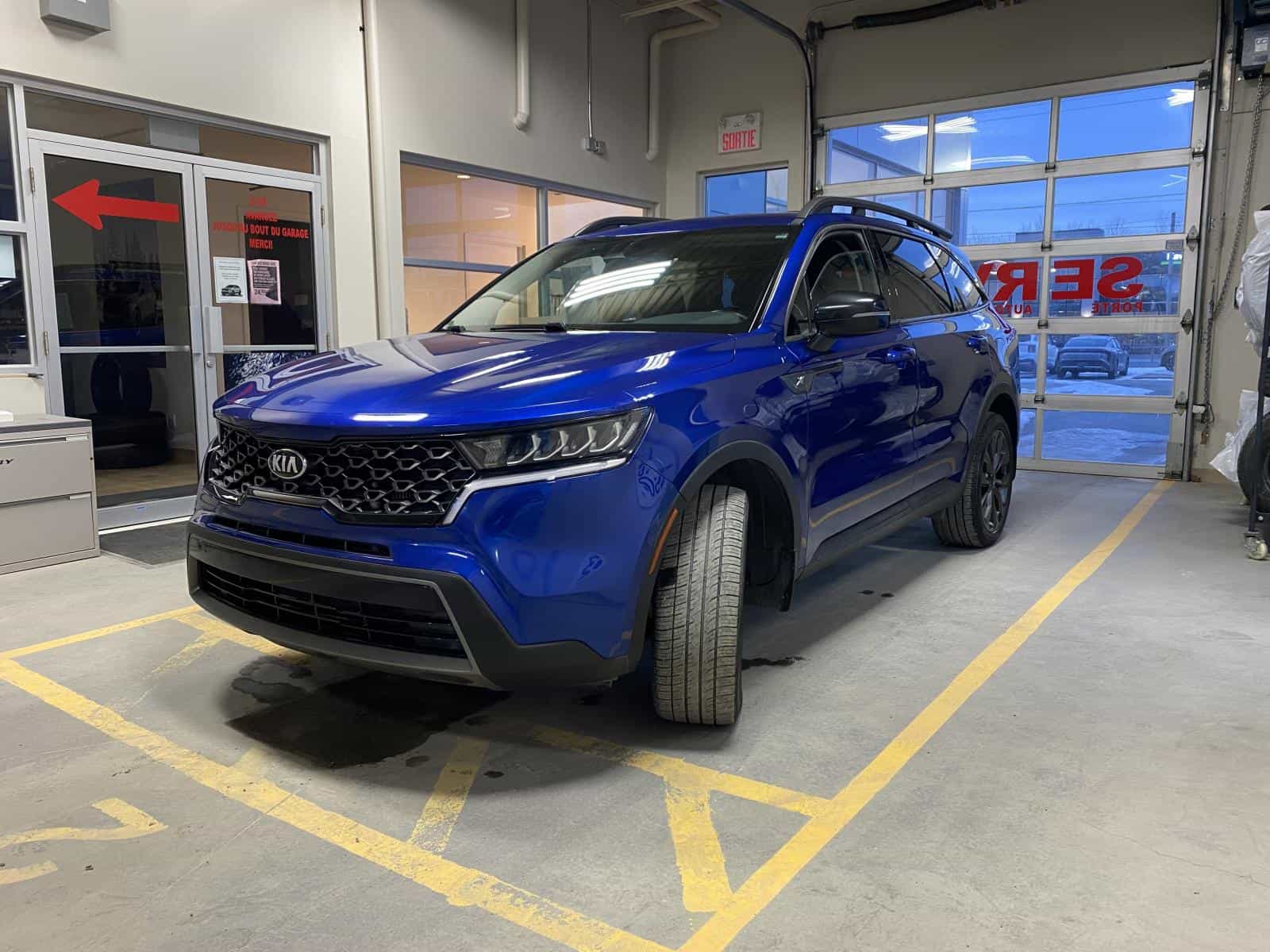 2021 Kia Sorento X-Line - Image 3