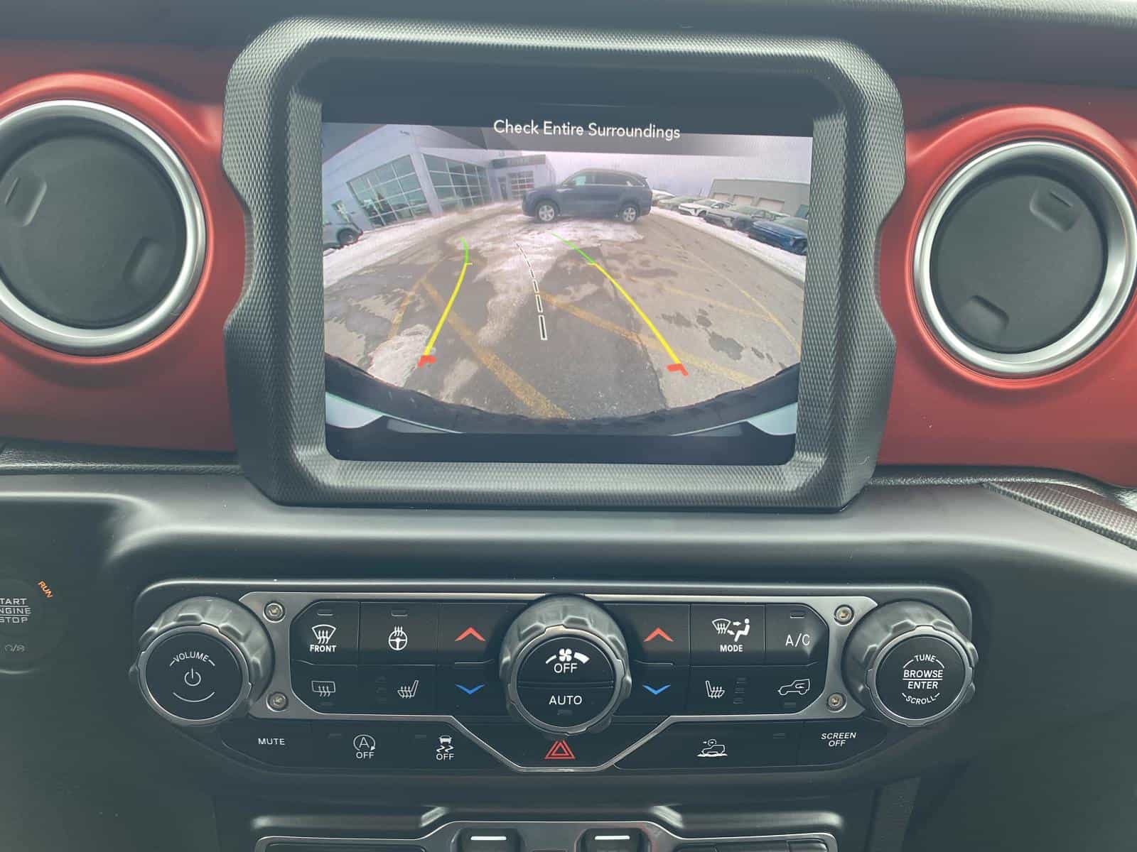 2021 Jeep Wrangler Unlimited Rubicon - Image 12