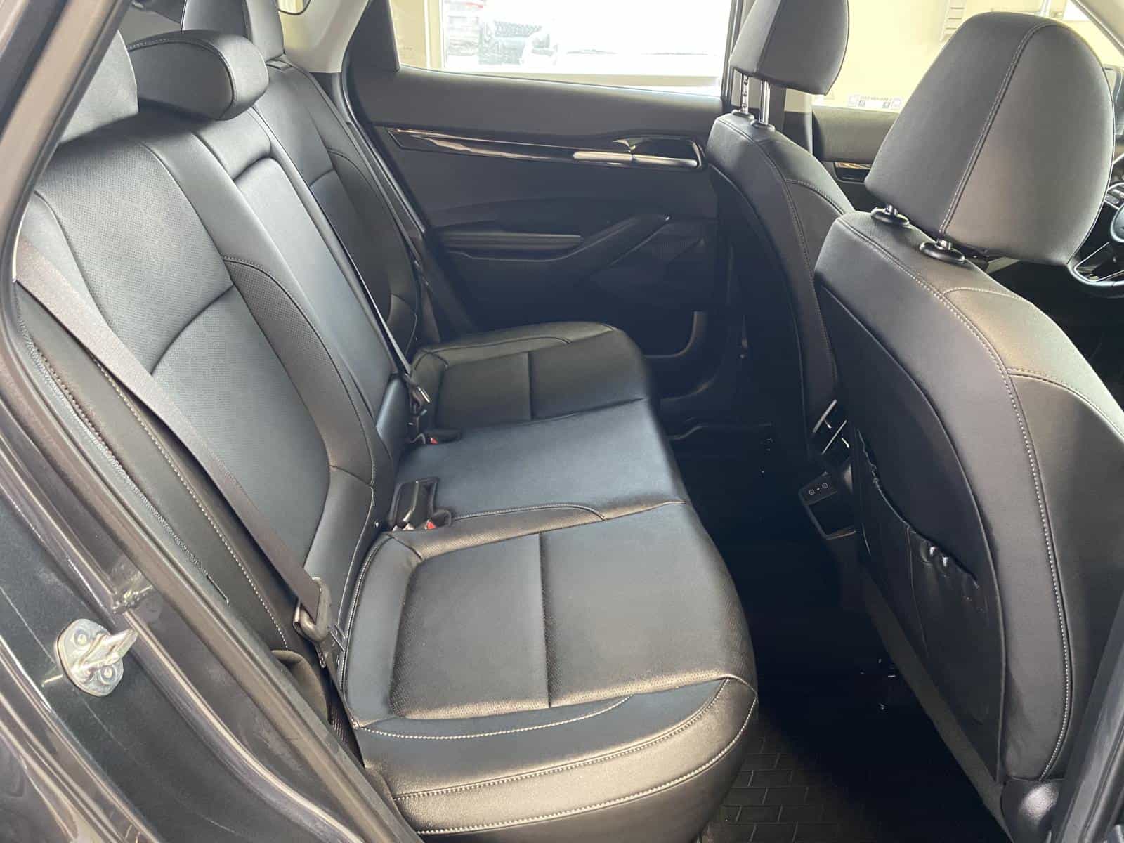 2025 Kia Seltos EX - Image 9