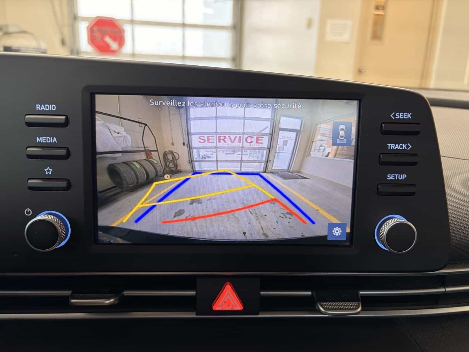 Image 13 Hyundai Elantra Essential 2022