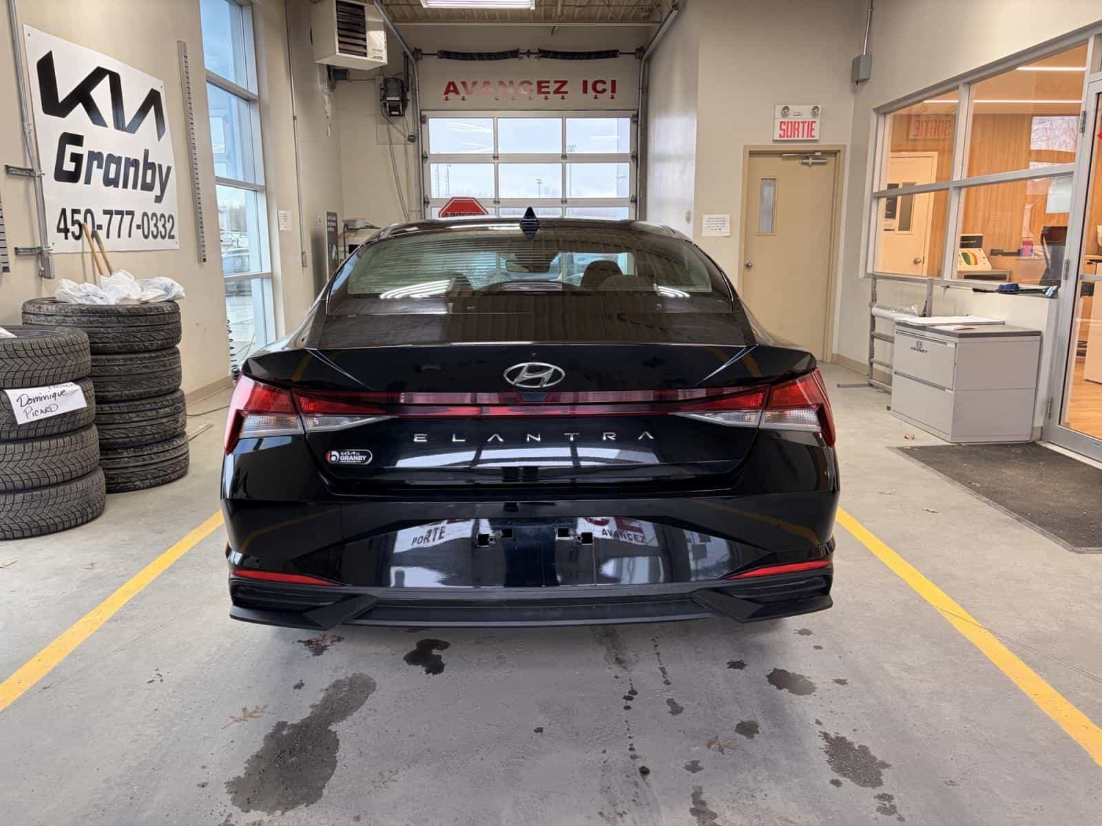 Image 5 Hyundai Elantra Essential 2022