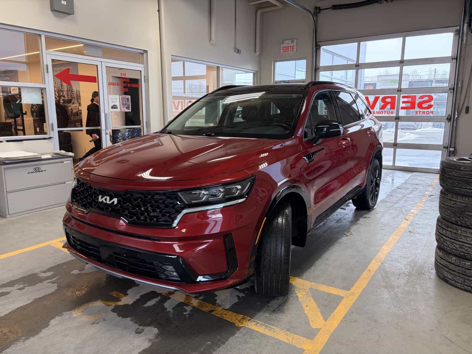 2022 Kia Sorento EX+ - Image 3