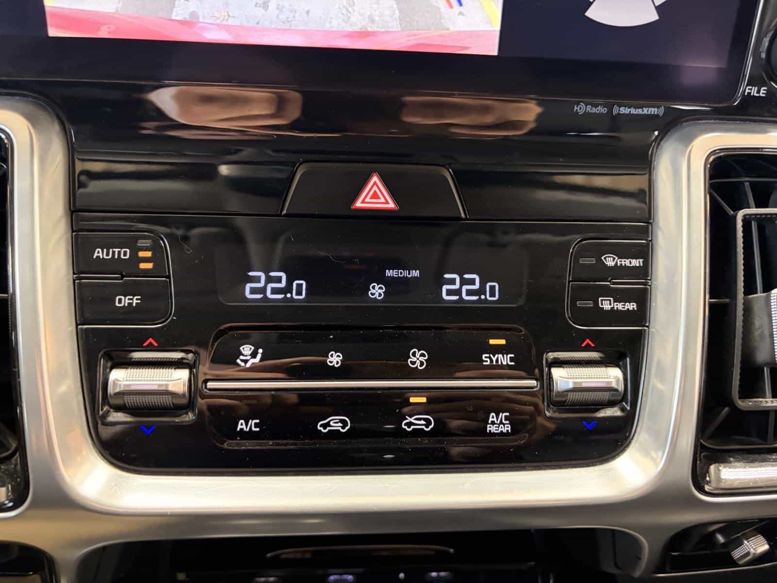 2022 Kia Sorento EX+ - Image 18