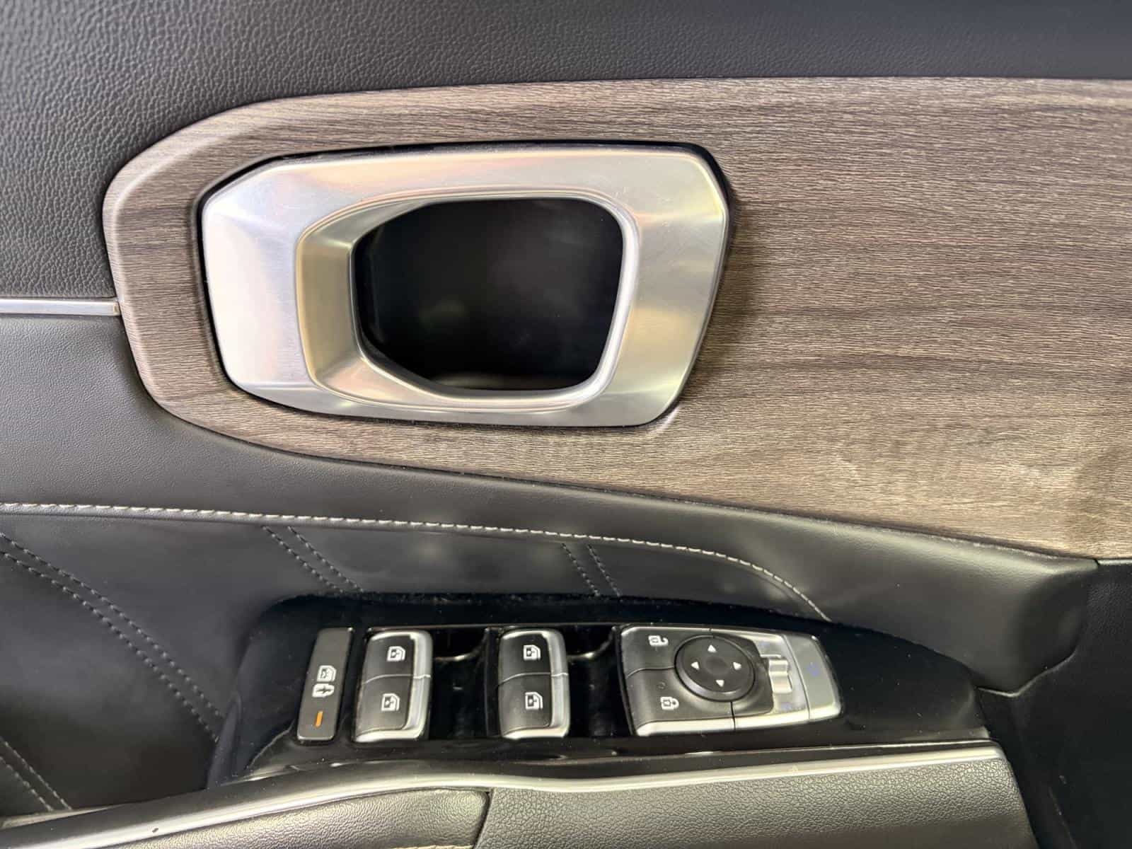 2022 Kia Sorento EX+ - Image 21