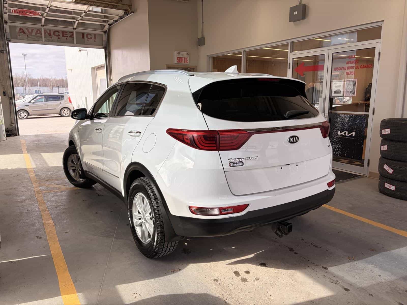 Image 4 Kia Sportage EX 2018