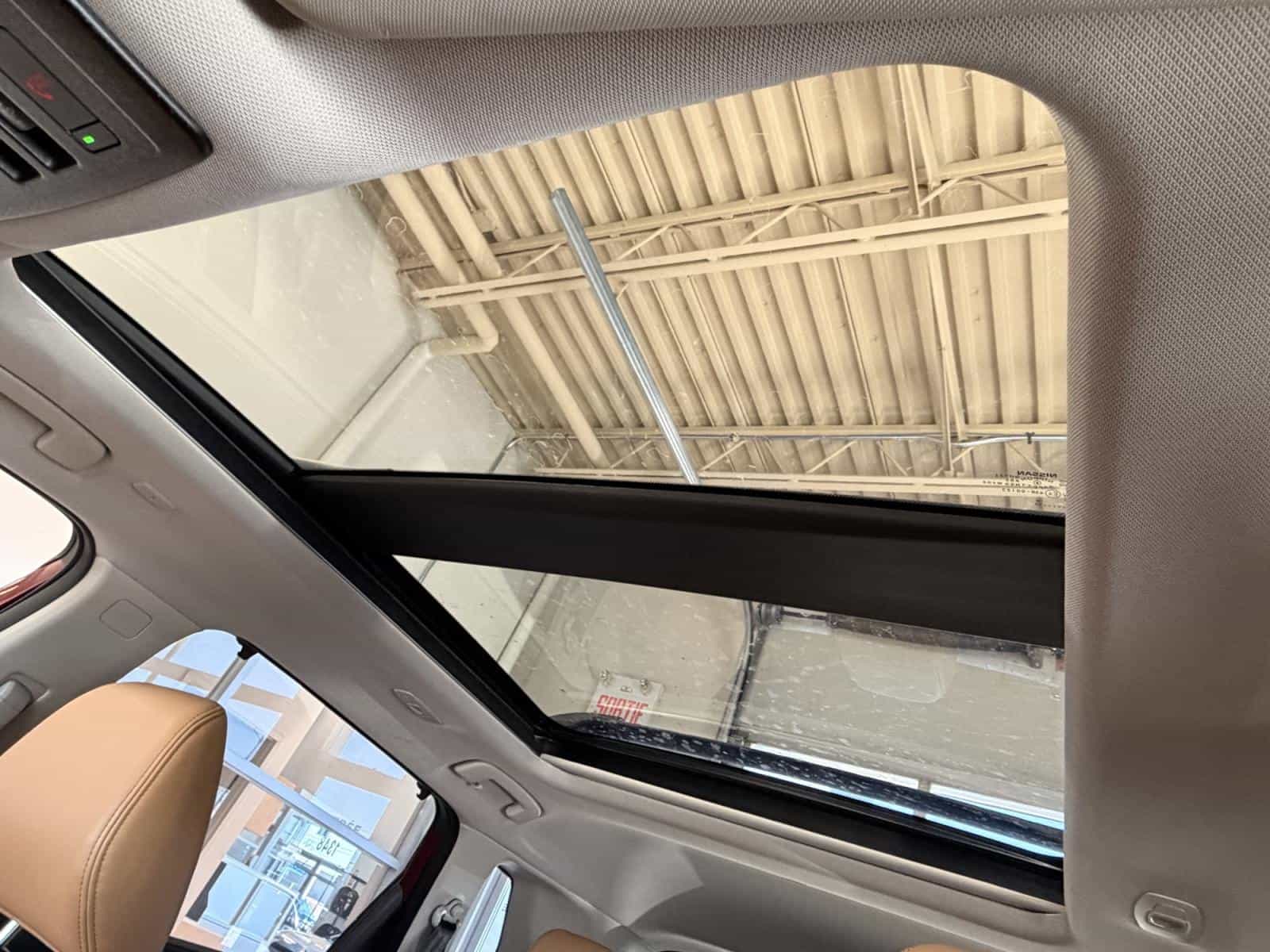 Image 18 Nissan Rogue Platinum 2023