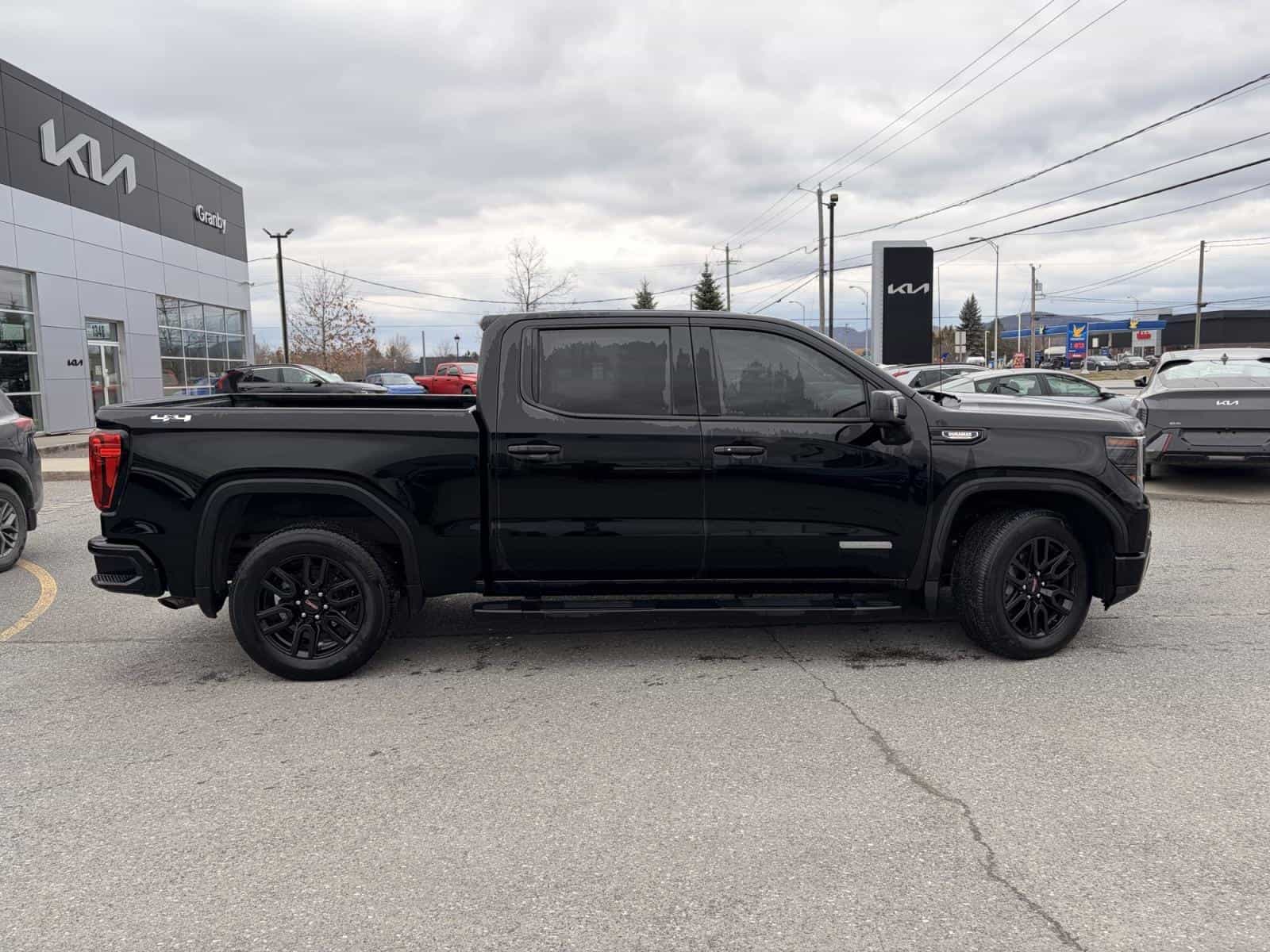 Image 7 GMC Sierra 1500 Elevation 2024