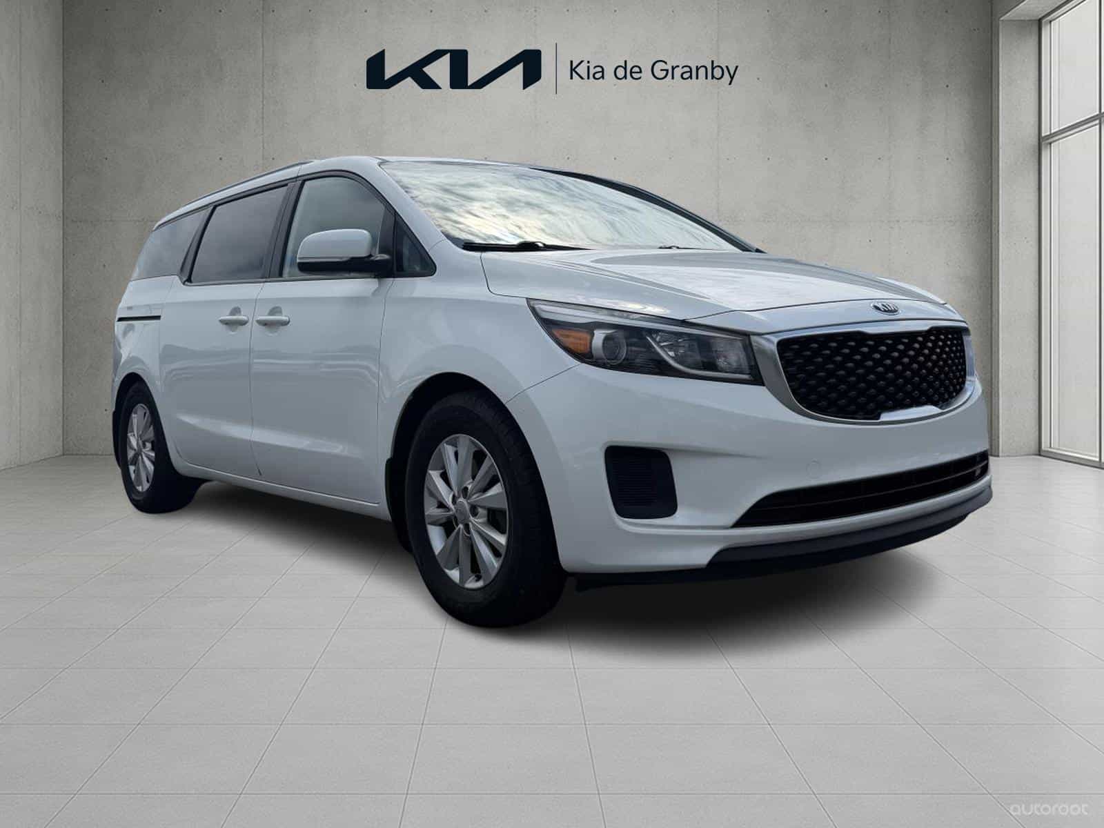 Image 1 Kia Sedona LX 2016