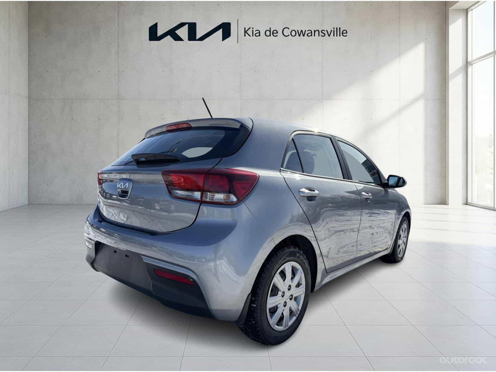 2023 Kia Rio LX Plus - Image 4