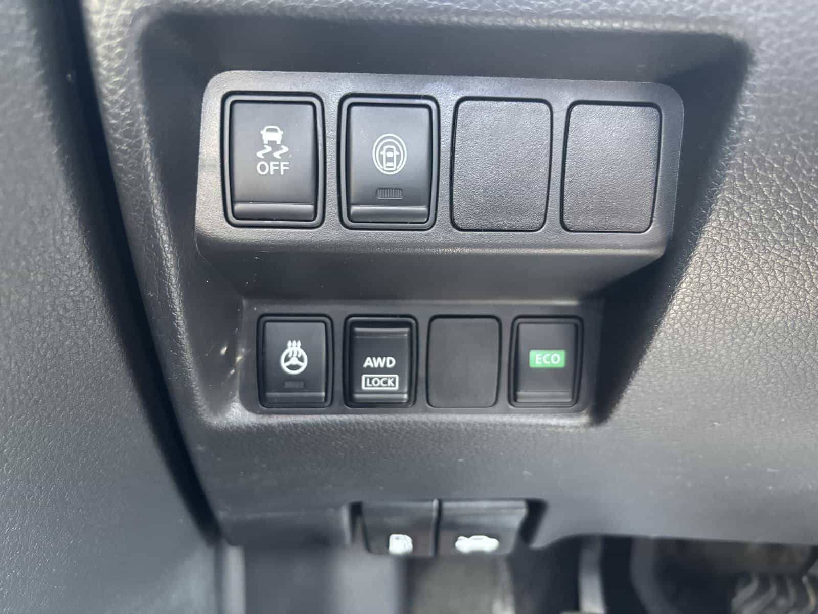 2017 Nissan Qashqai SL - Image 12