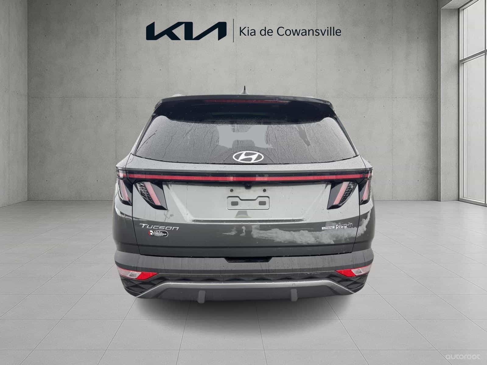 2022 Hyundai Tucson Ultimate Plug-In - Image 5