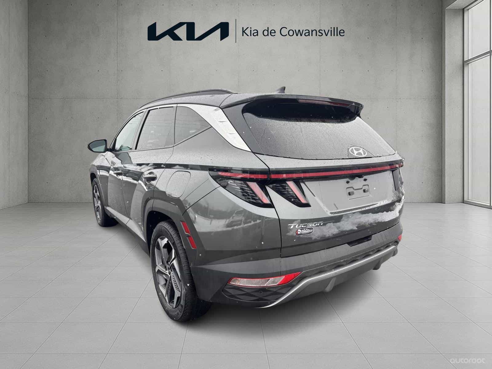 2022 Hyundai Tucson Ultimate Plug-In - Image 6