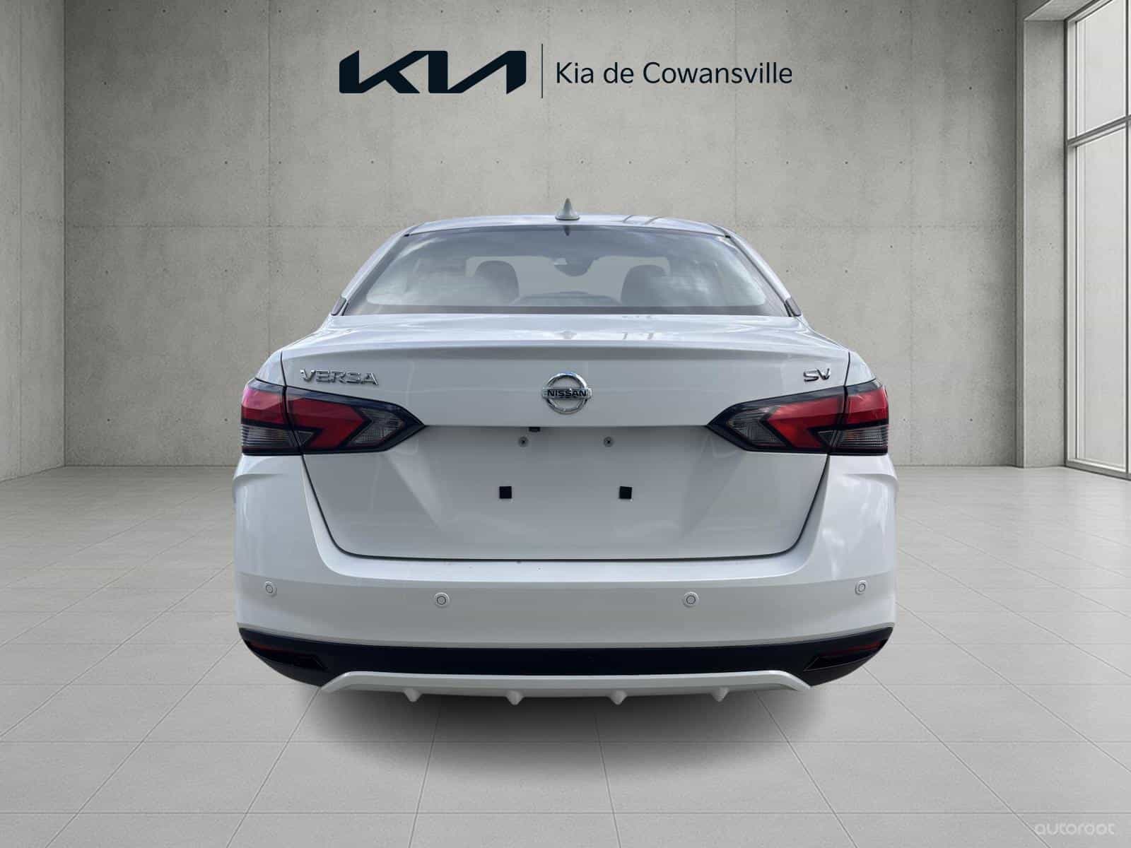 2021 Nissan Versa SV - Image 5