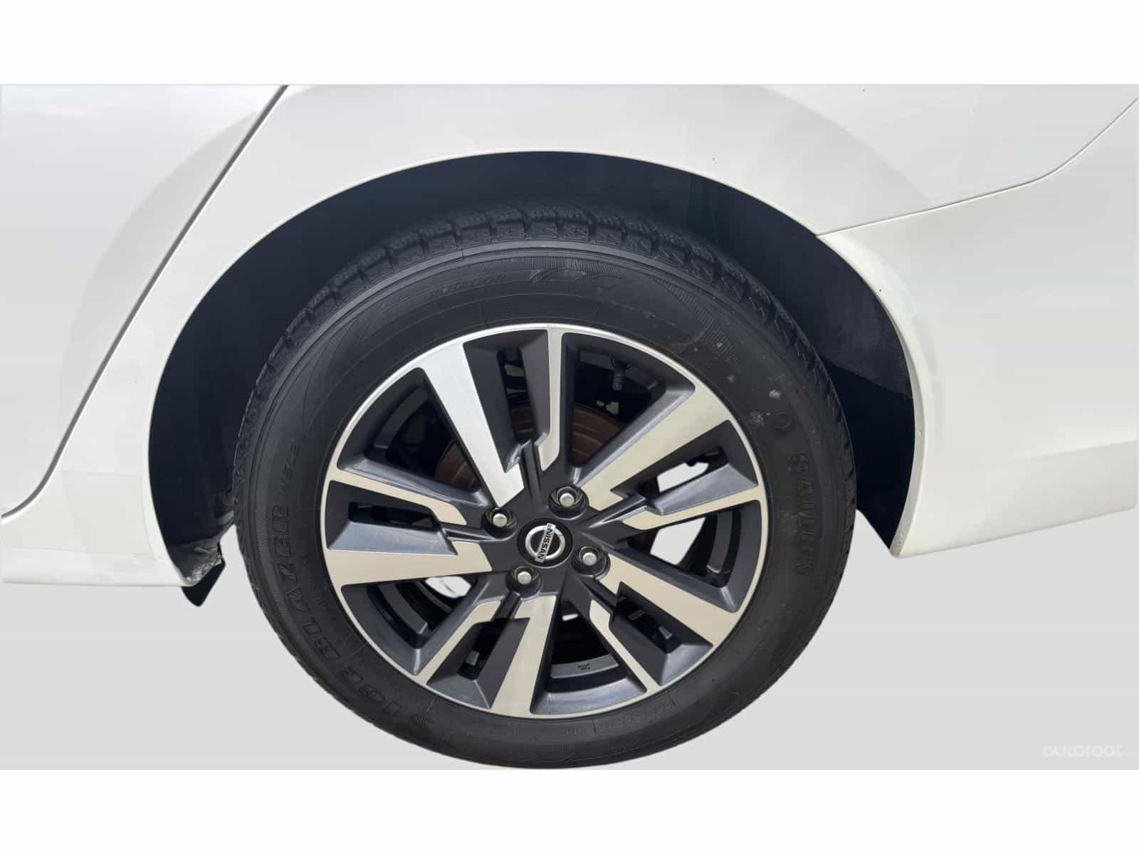 Image 7 Nissan Versa SV 2021