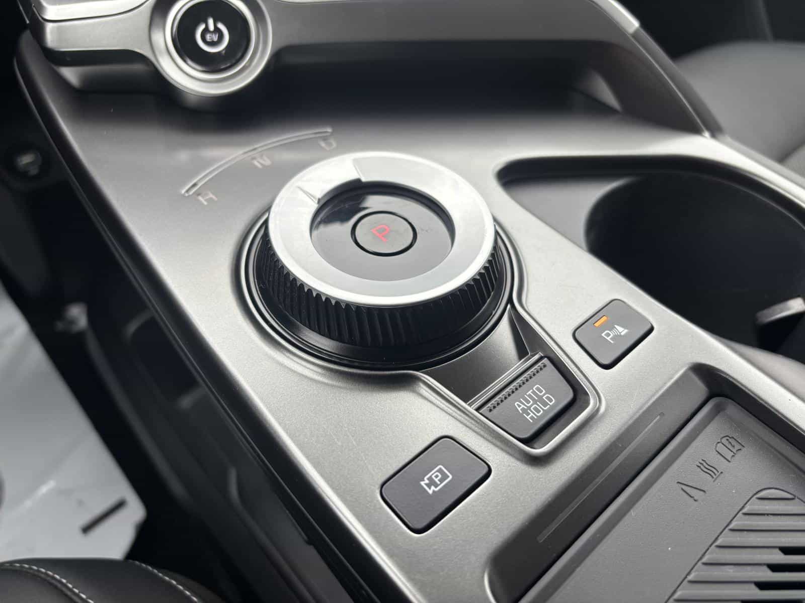 2024 Kia EV6 Land - Image 17