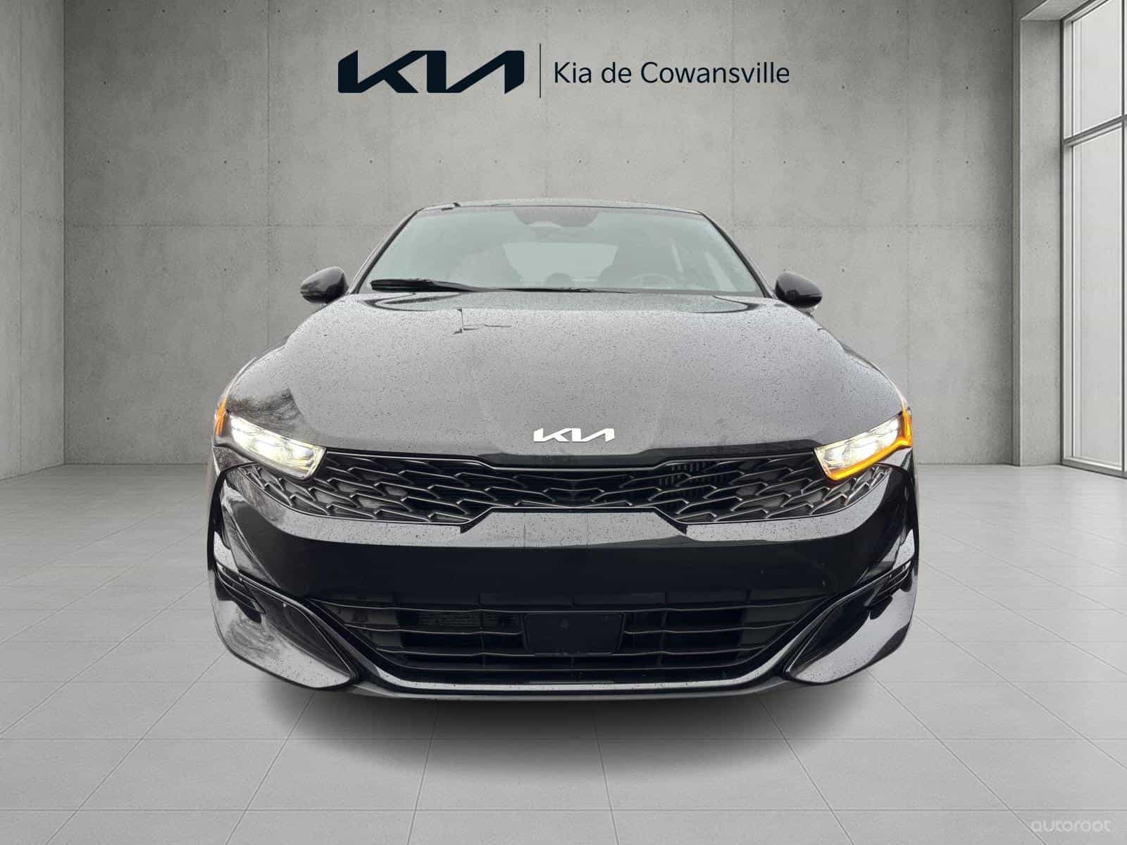 2023 Kia K5 GT - Image 2