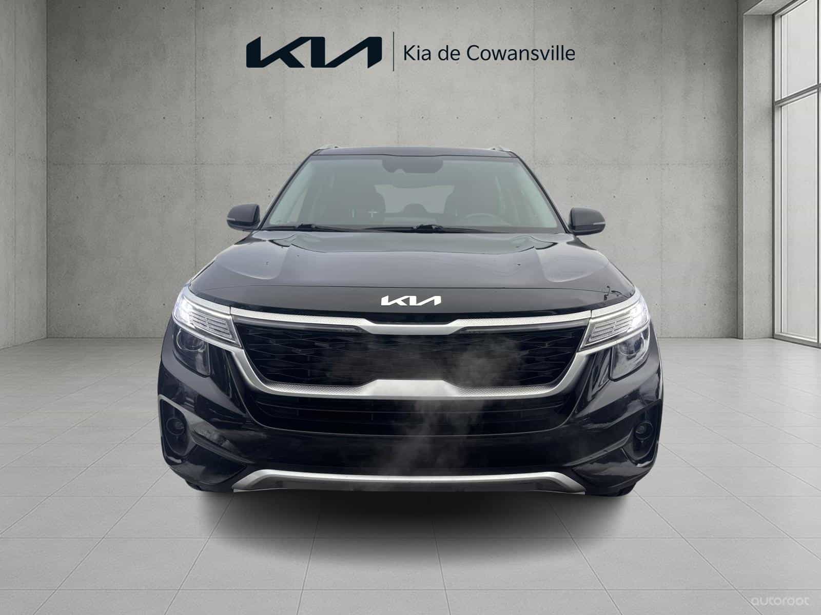 2023 Kia Seltos EX - Image 2