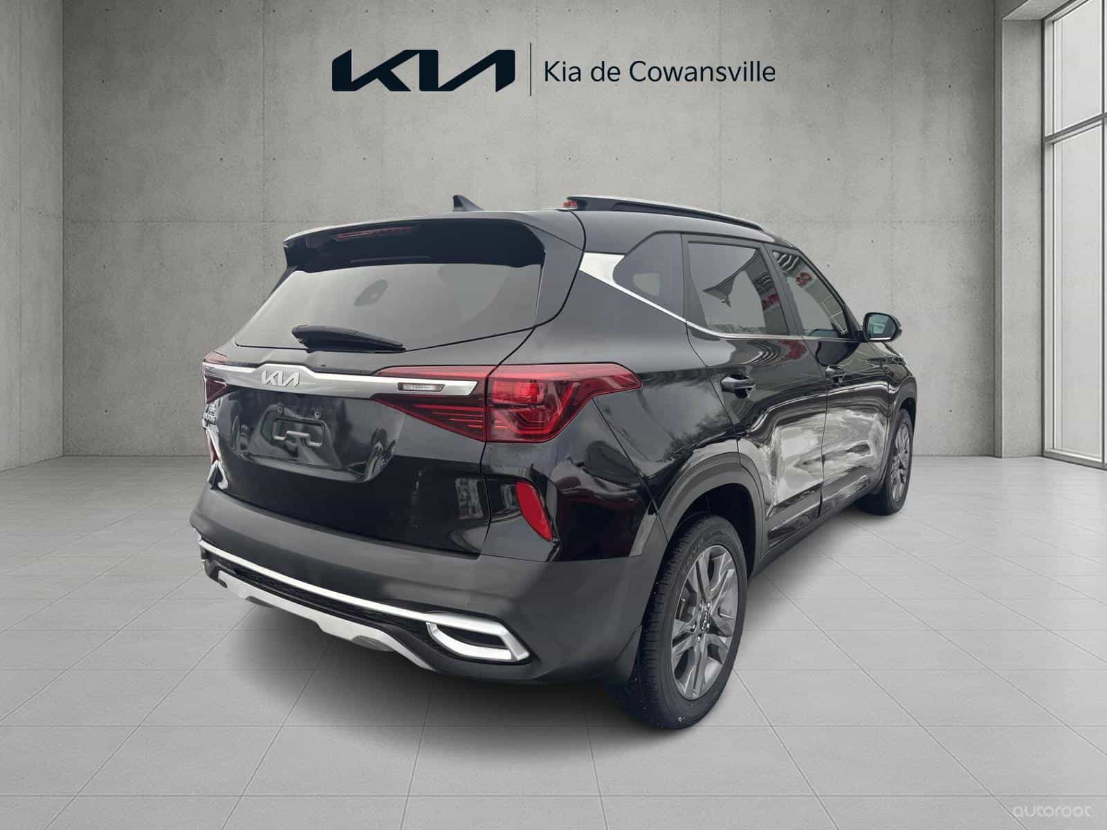 2023 Kia Seltos EX - Image 4