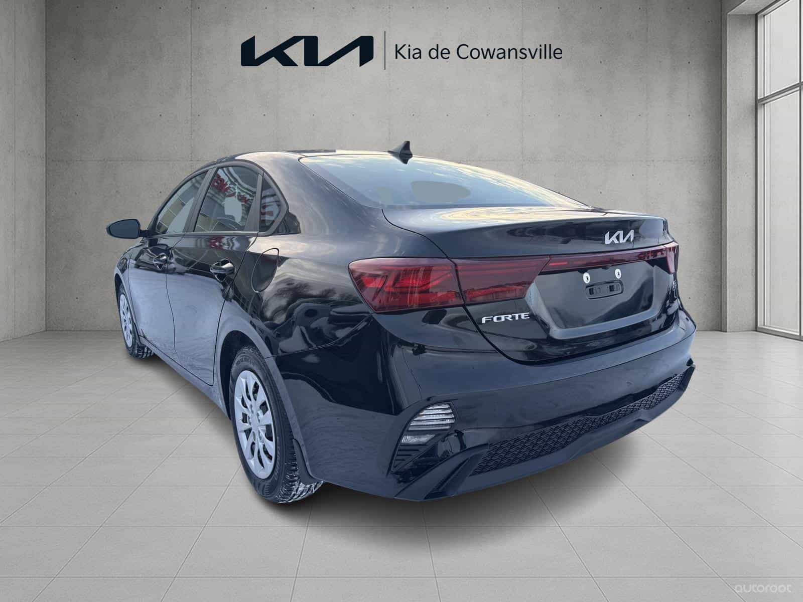 2023 Kia Forte LX - Image 6